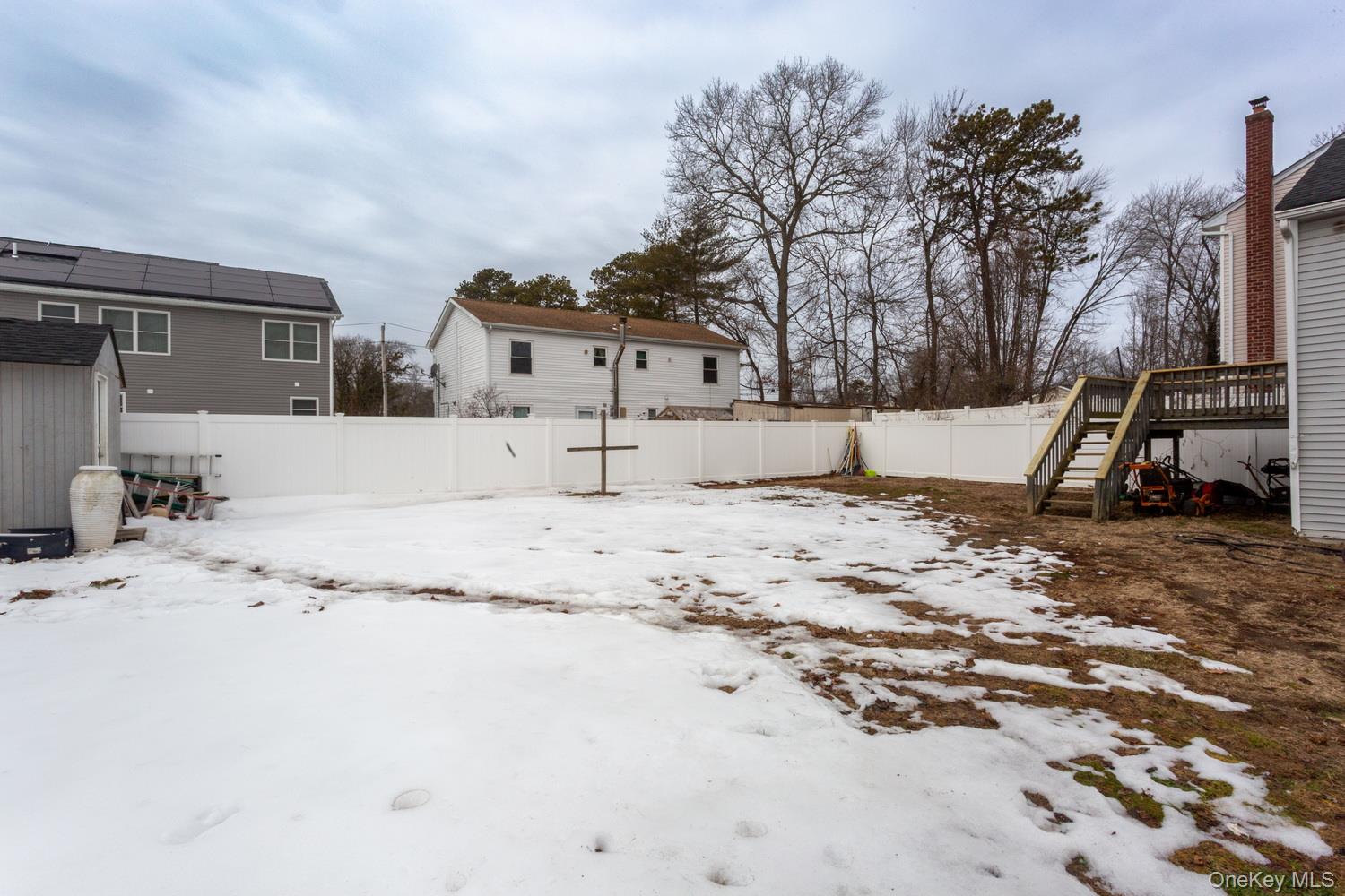 14 Walnut Street, Wyandanch, NY 11798