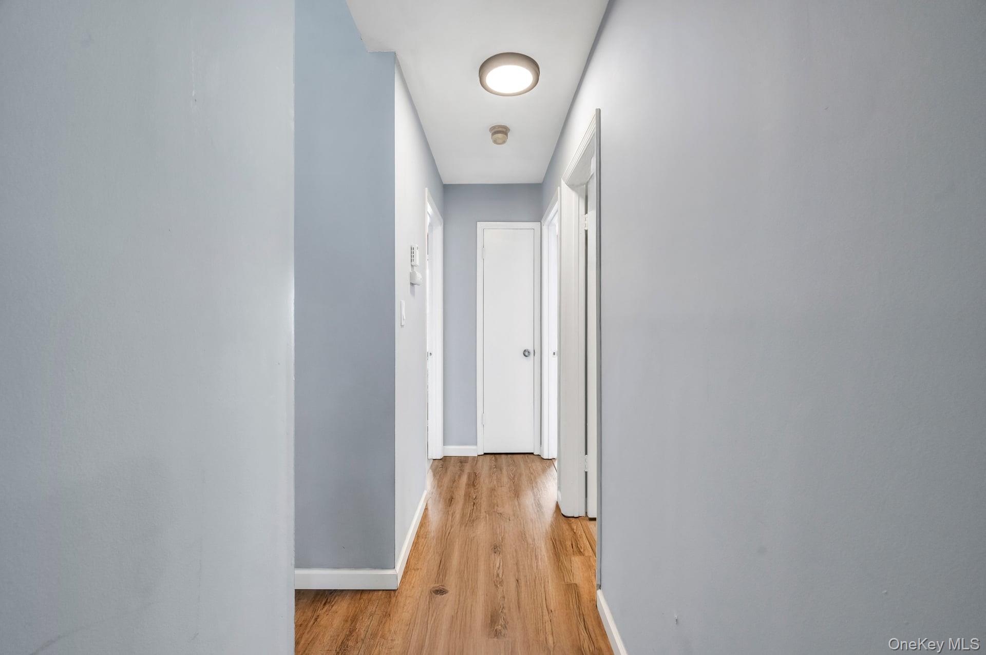 17 Groton Lane, Coram, NY 11727