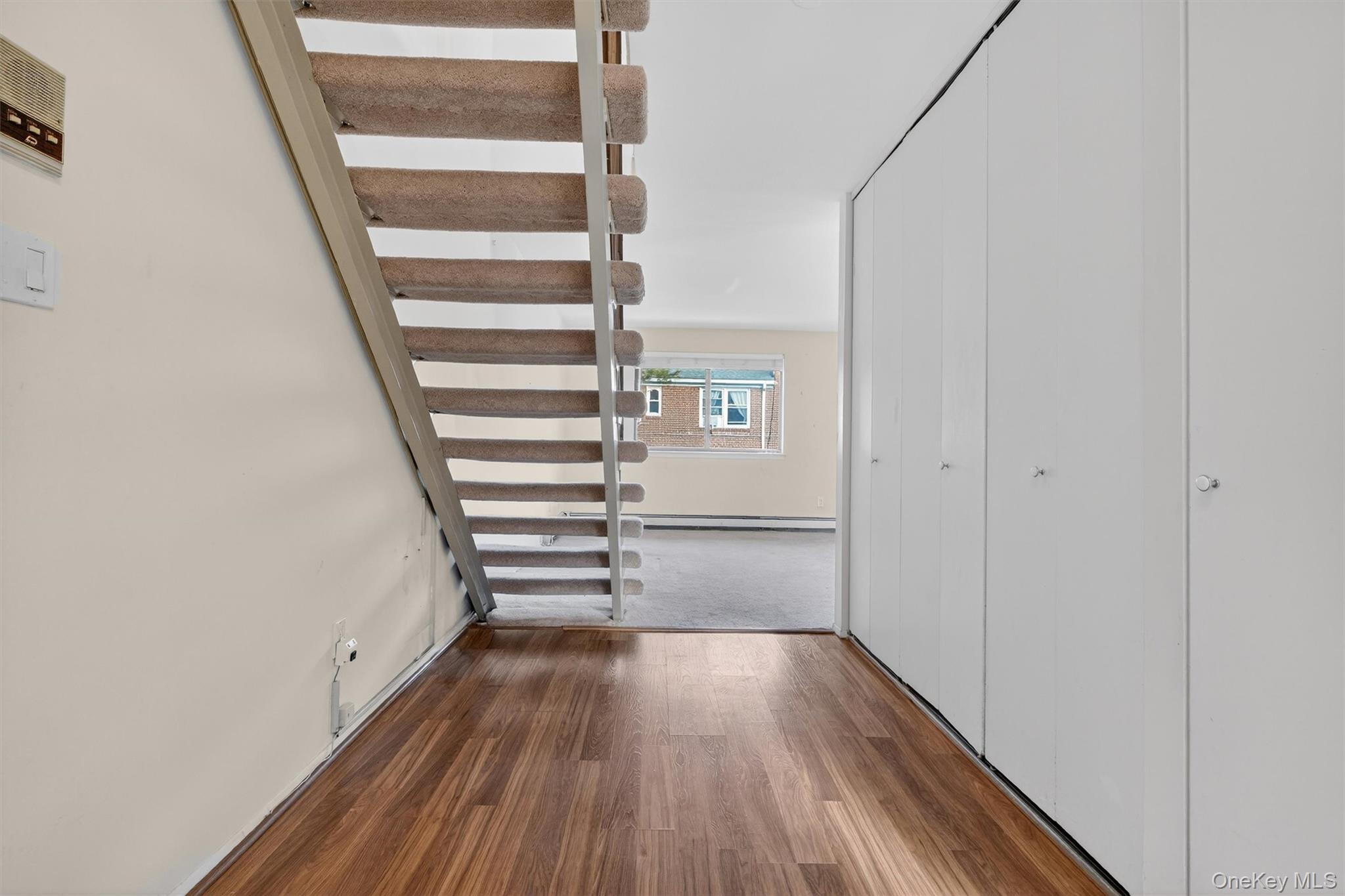 89 N Broadway # 213, White Plains, NY 10603