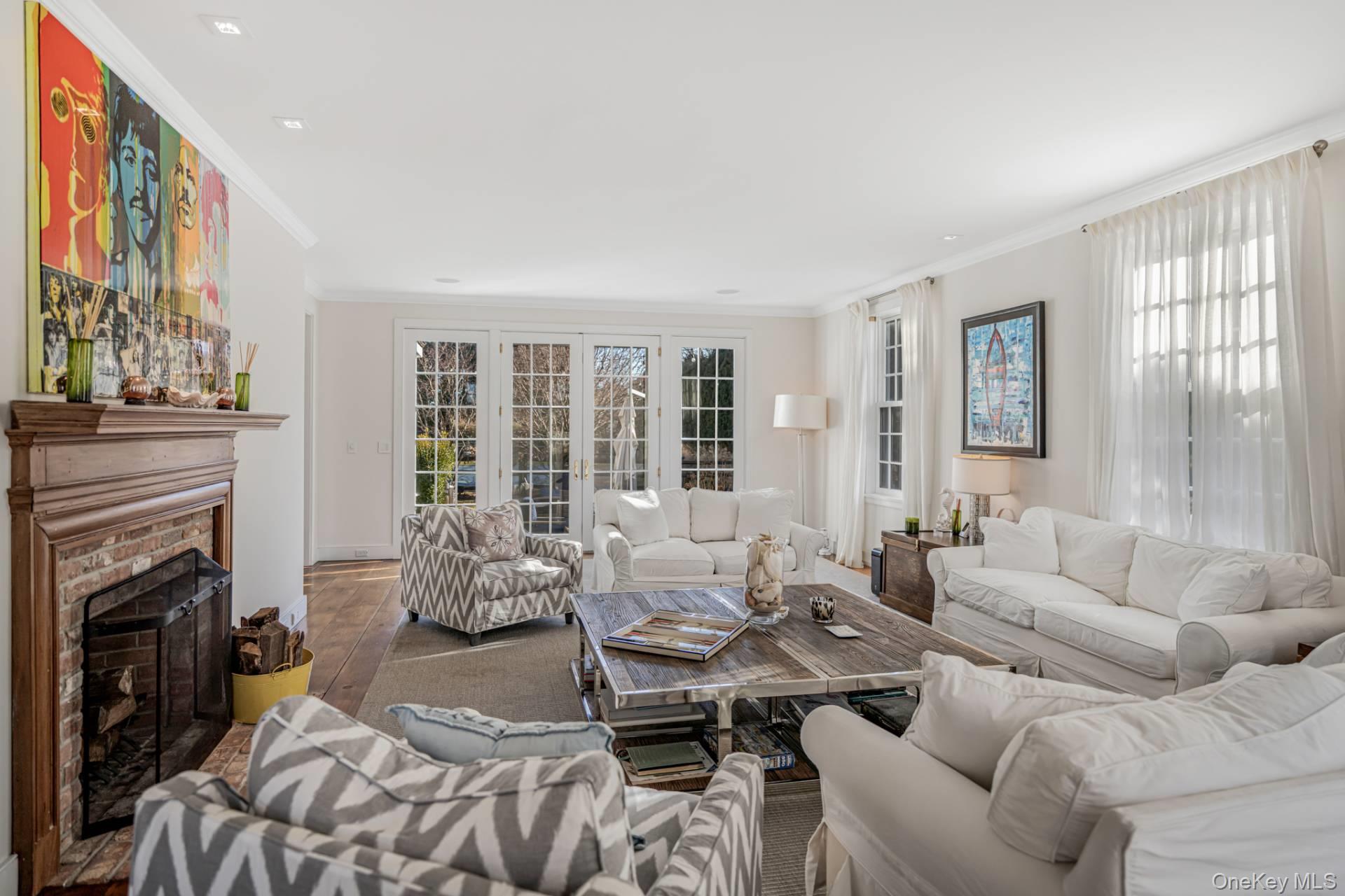 17 W Pond Drive, Bridgehampton, NY 11787