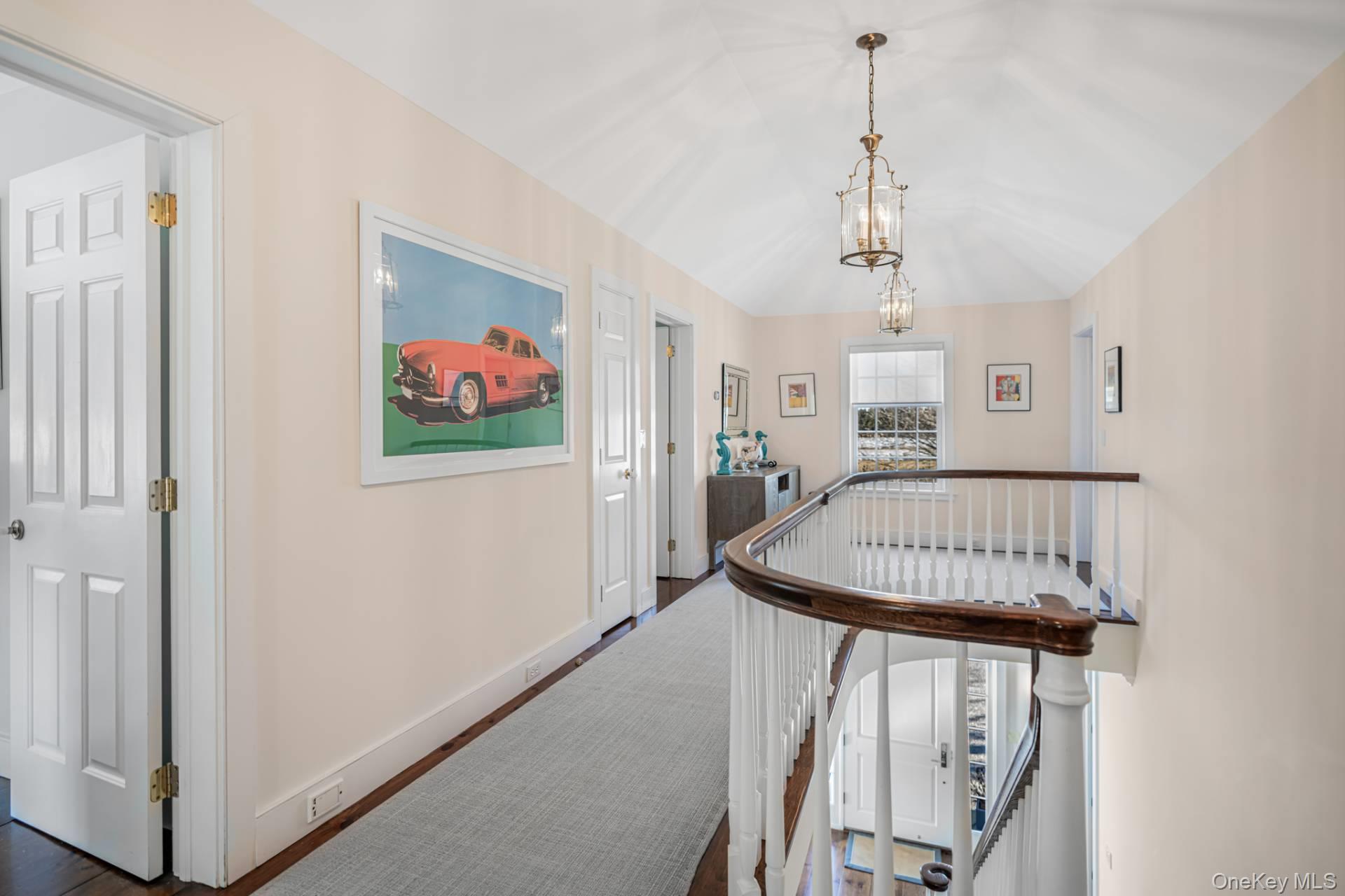 17 W Pond Drive, Bridgehampton, NY 11787