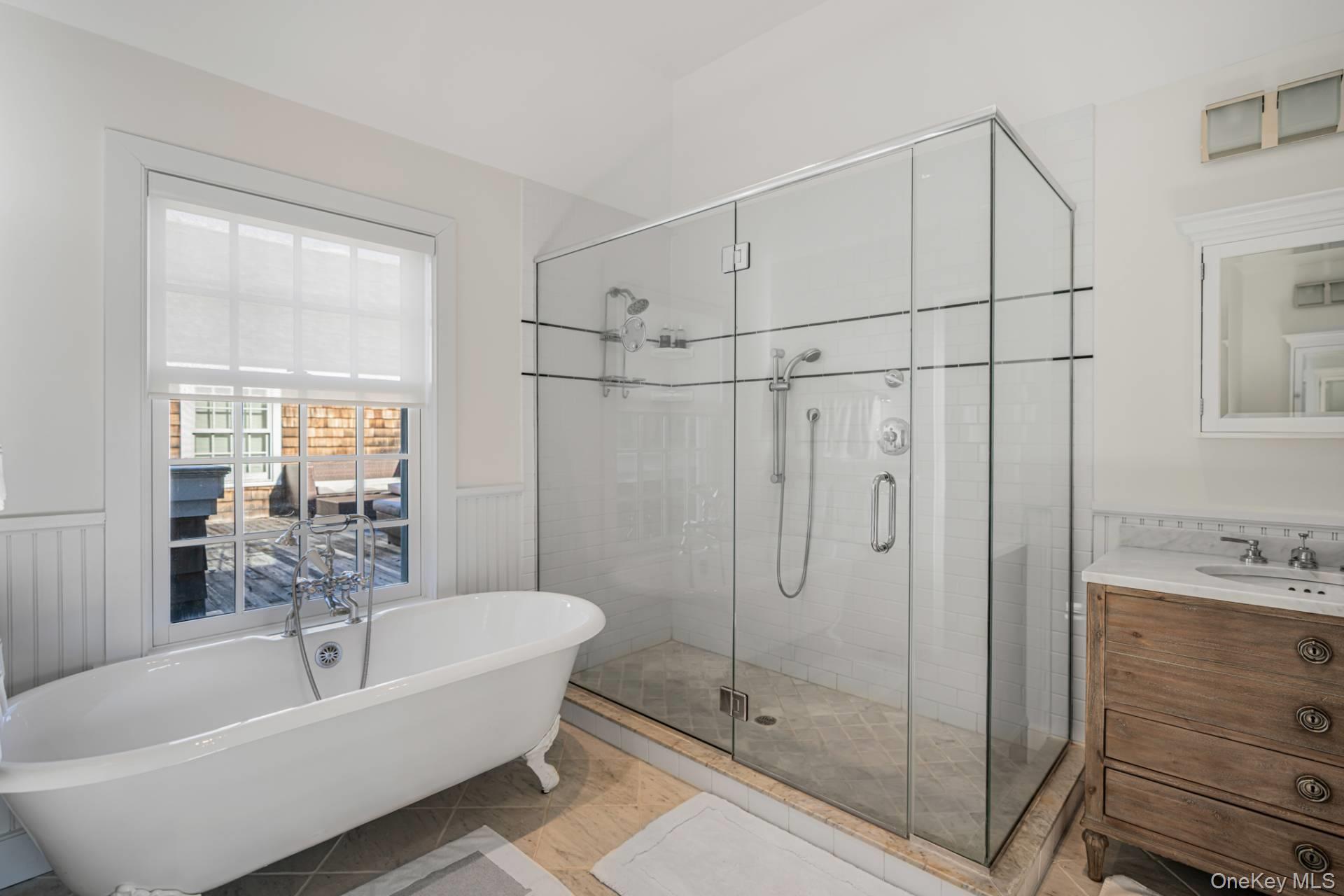 17 W Pond Drive, Bridgehampton, NY 11787