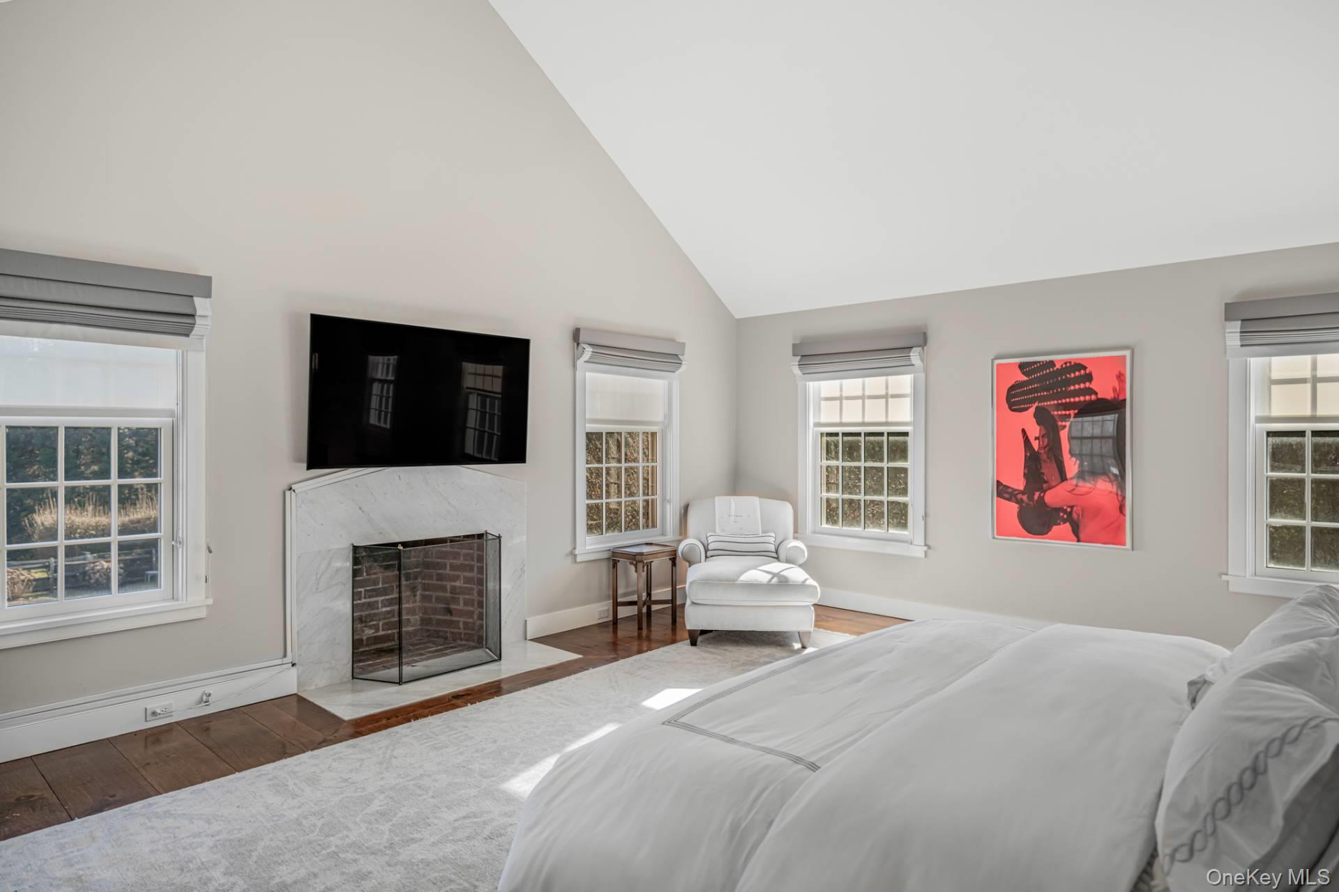 17 W Pond Drive, Bridgehampton, NY 11787