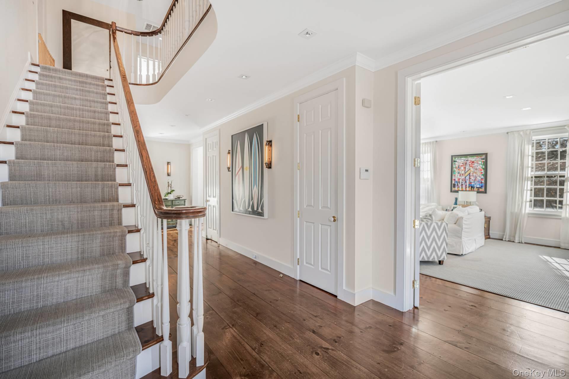 17 W Pond Drive, Bridgehampton, NY 11787