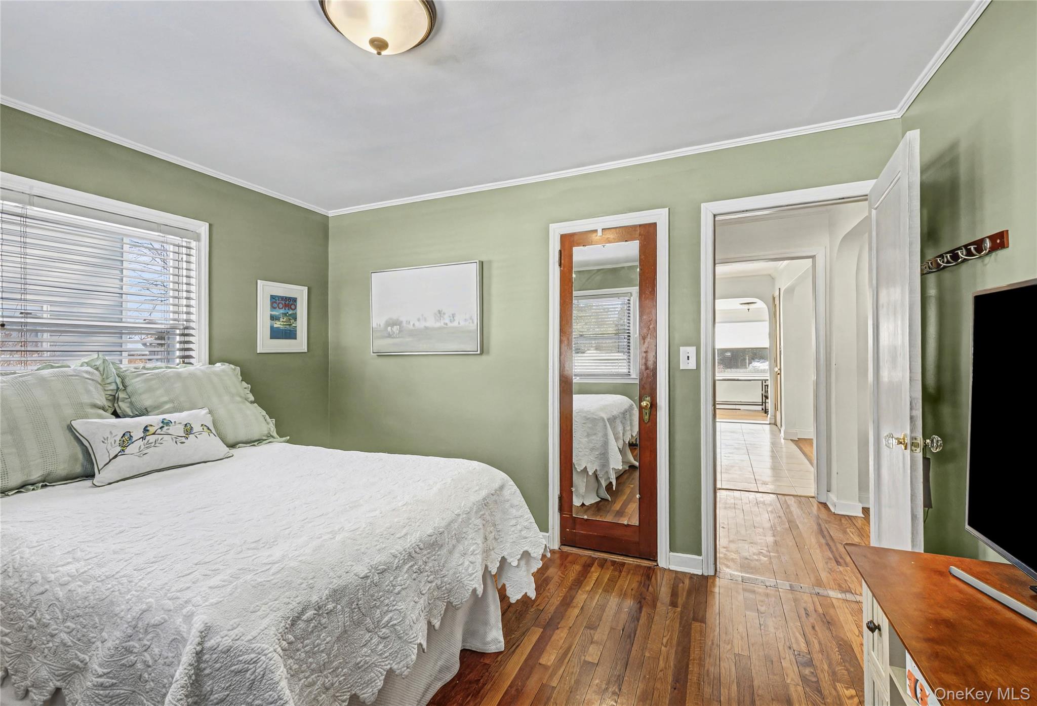 64 Smith Street, Greenlawn, NY 11740