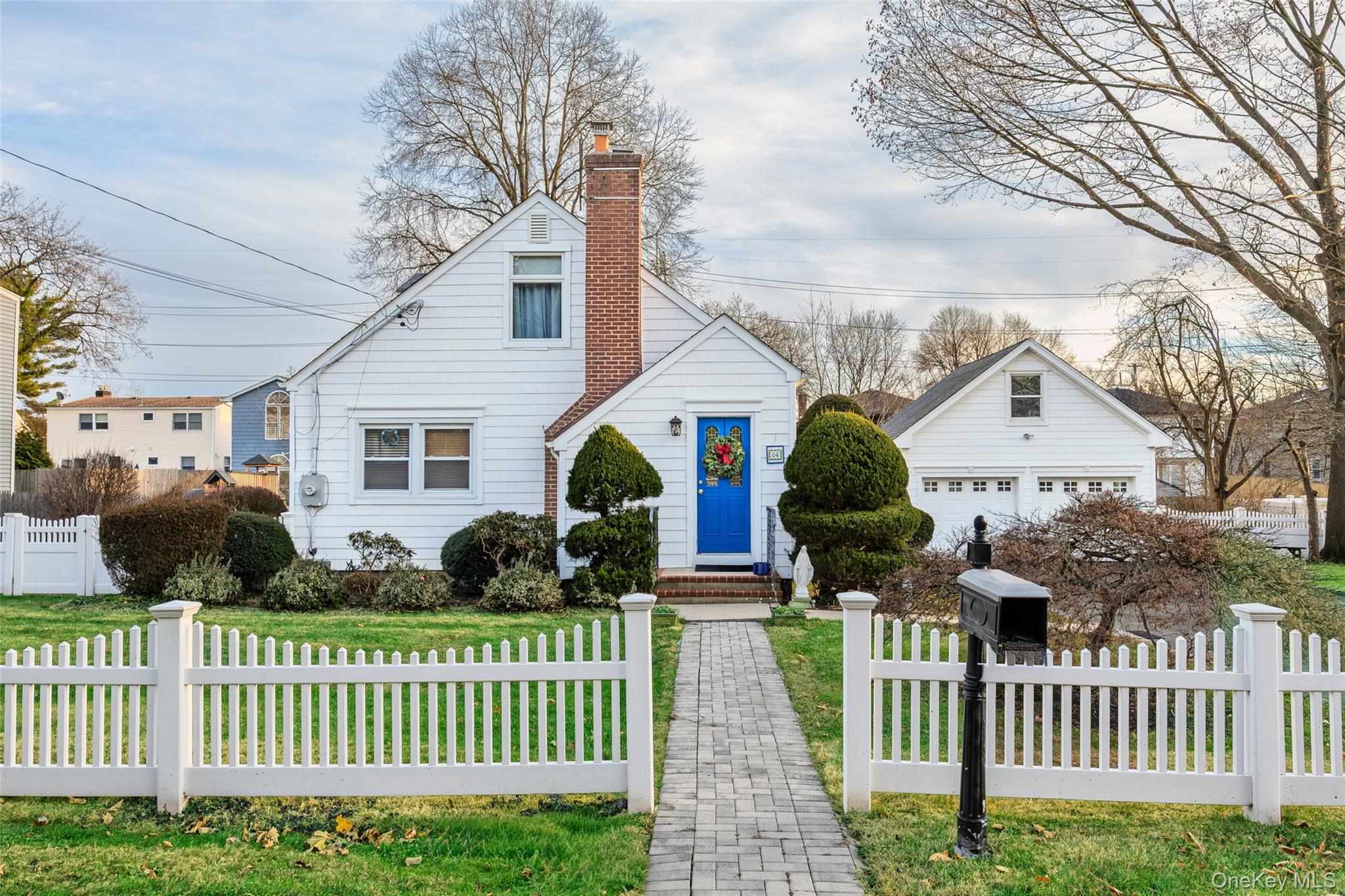 64 Smith Street, Greenlawn, NY 11740