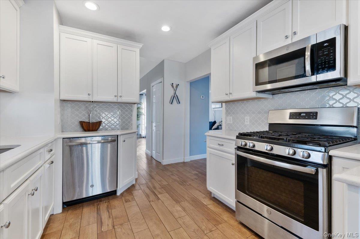 69 Hawthorne Street, Massapequa, NY 11758