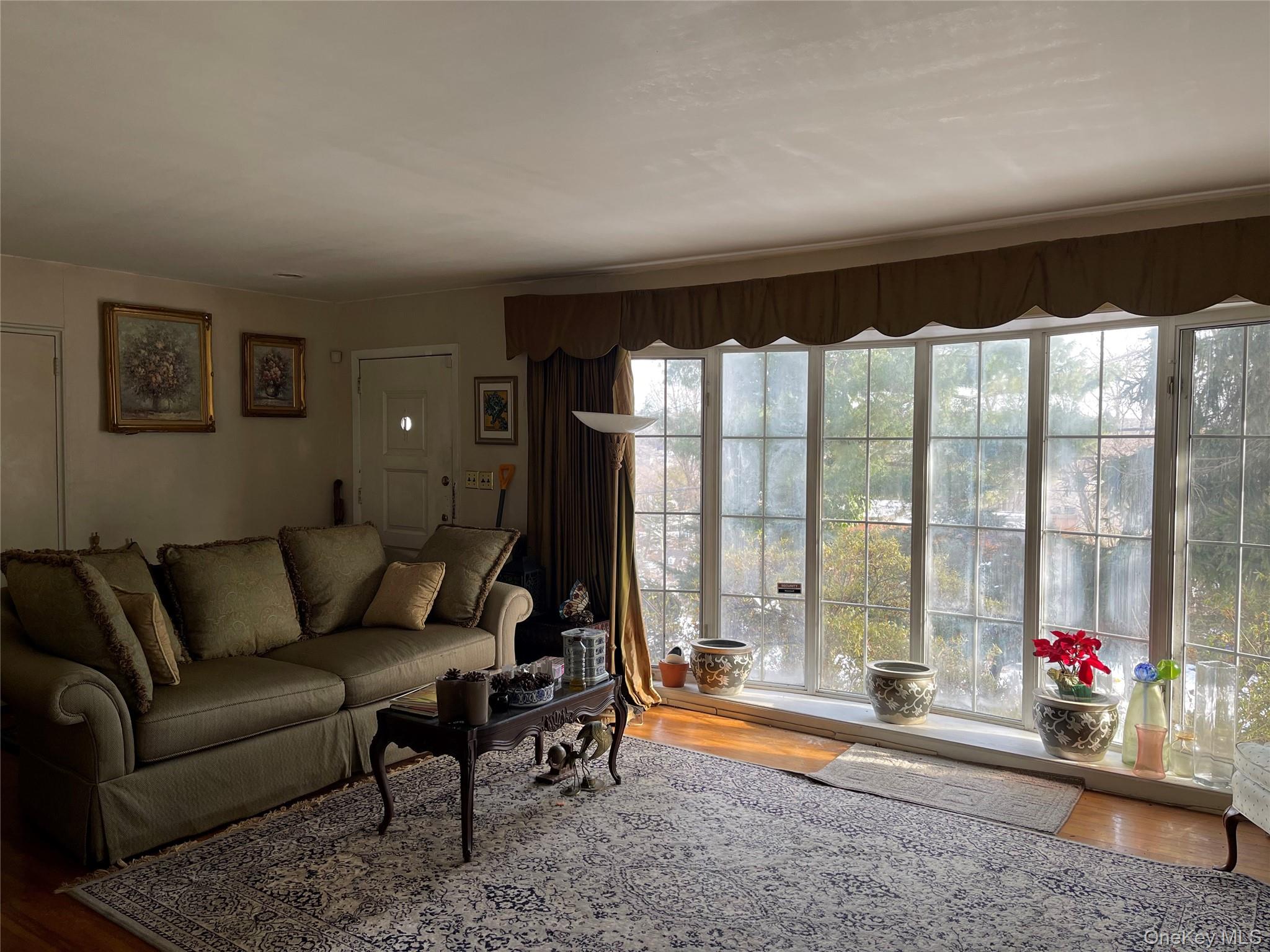 35 Lincoln Place, White Plains, NY 10603