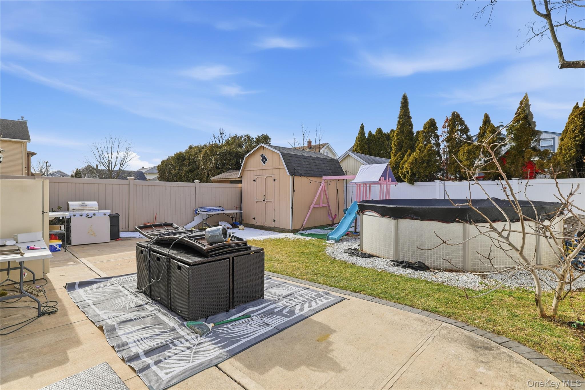 215 Monroe Street, Franklin Square, NY 11010