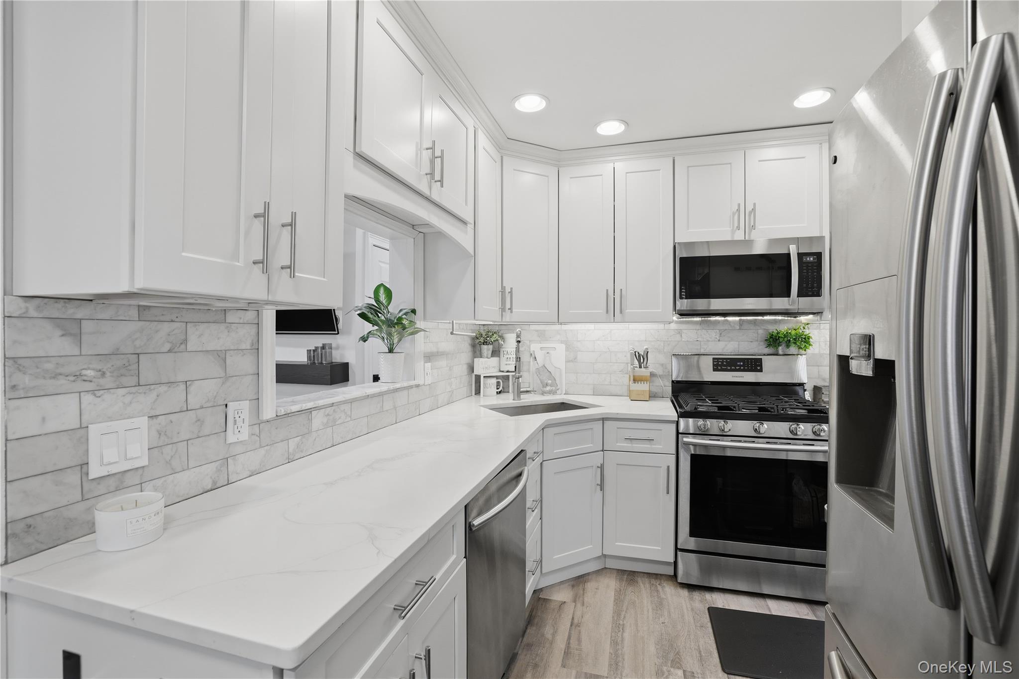 215 Monroe Street, Franklin Square, NY 11010