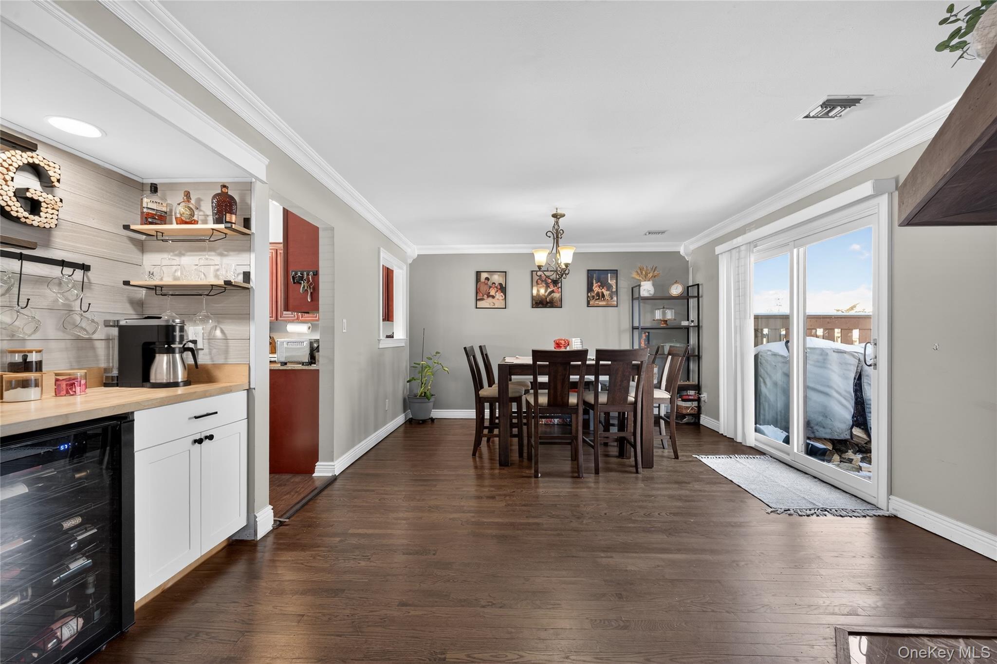 171 Melanie Way, Commack, NY 11725