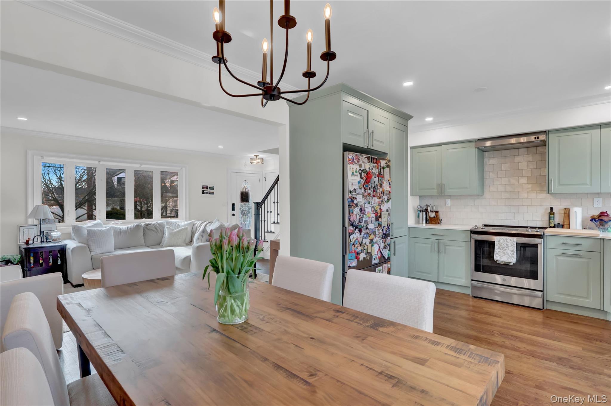 3887 Hudson Avenue, Seaford, NY 11783