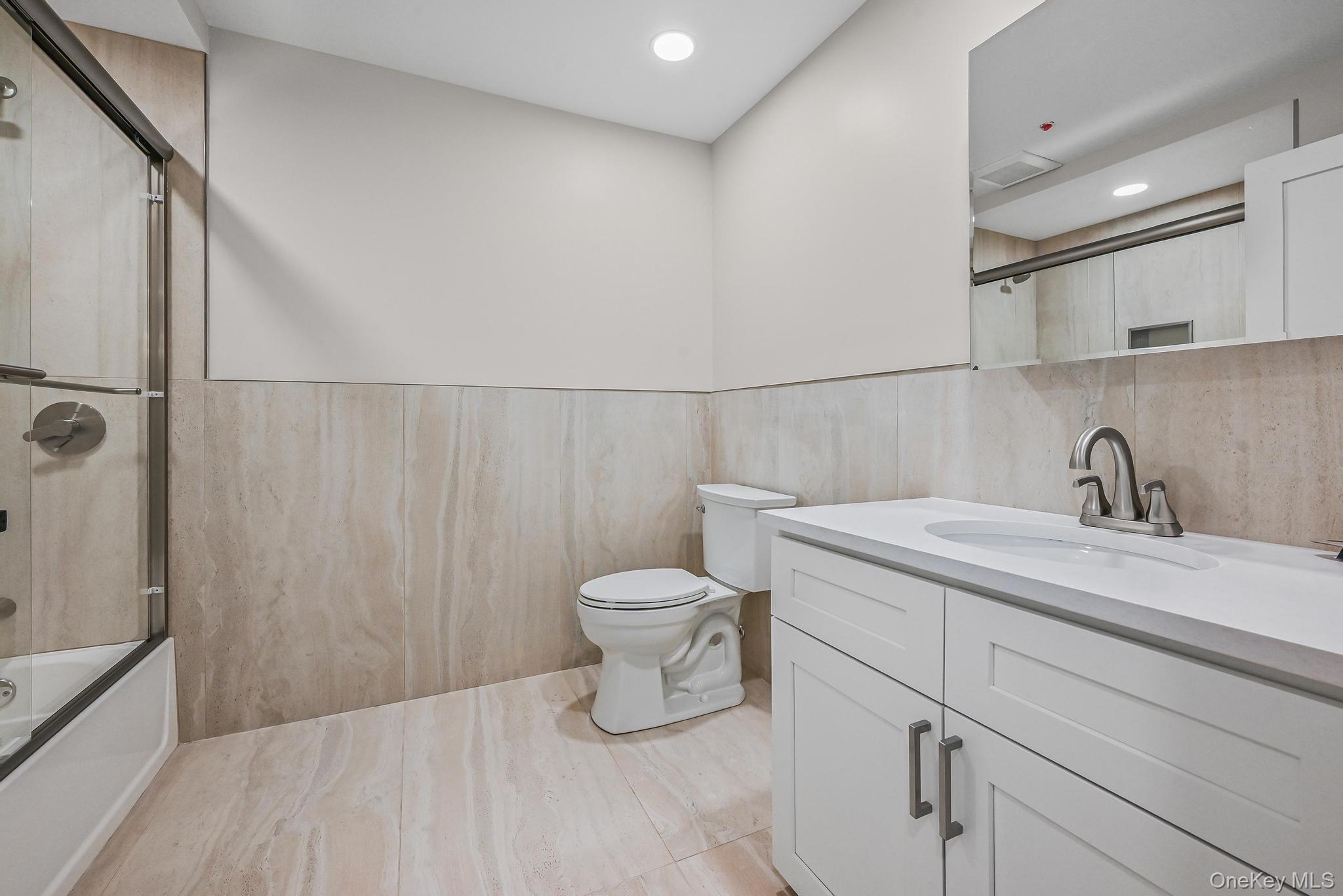 80 Division Street # 3d, Patchogue, NY 11772