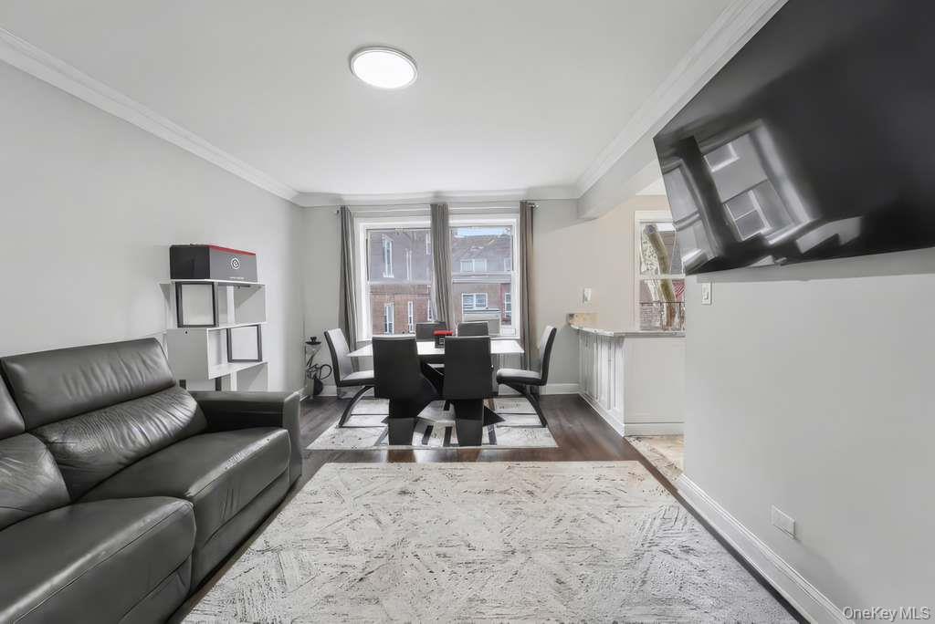 141-35 78th Road # 2-M, Kew Garden Hills, NY 11367