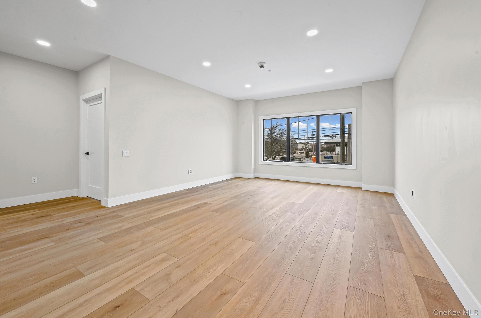 80 Division Street # 2G, Patchogue, NY 11772