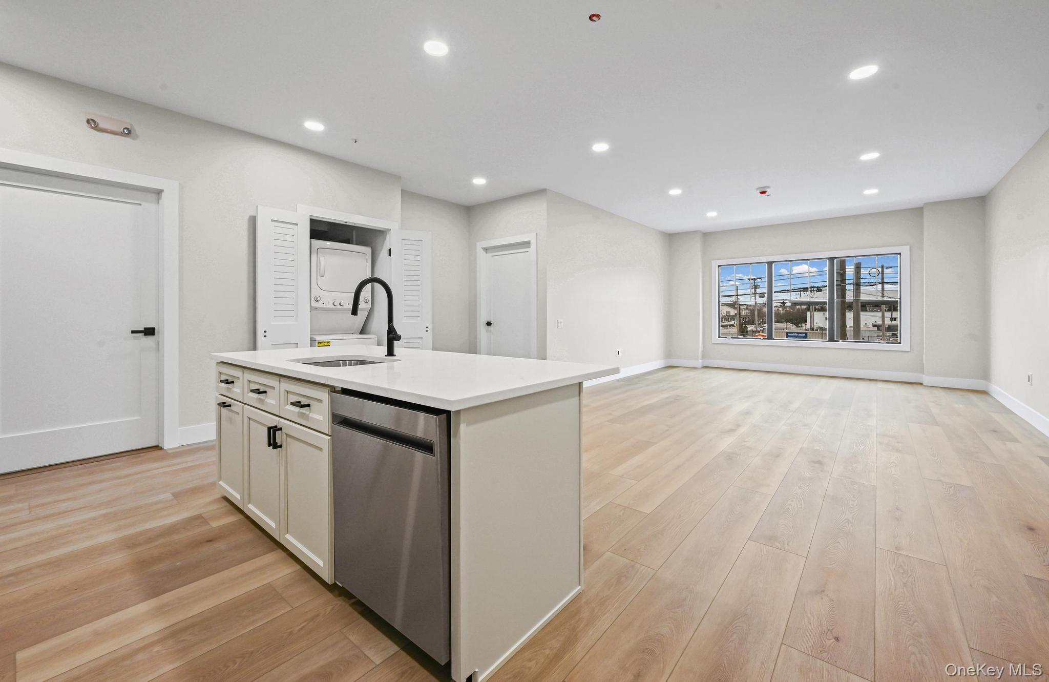 80 Division Street # 2G, Patchogue, NY 11772