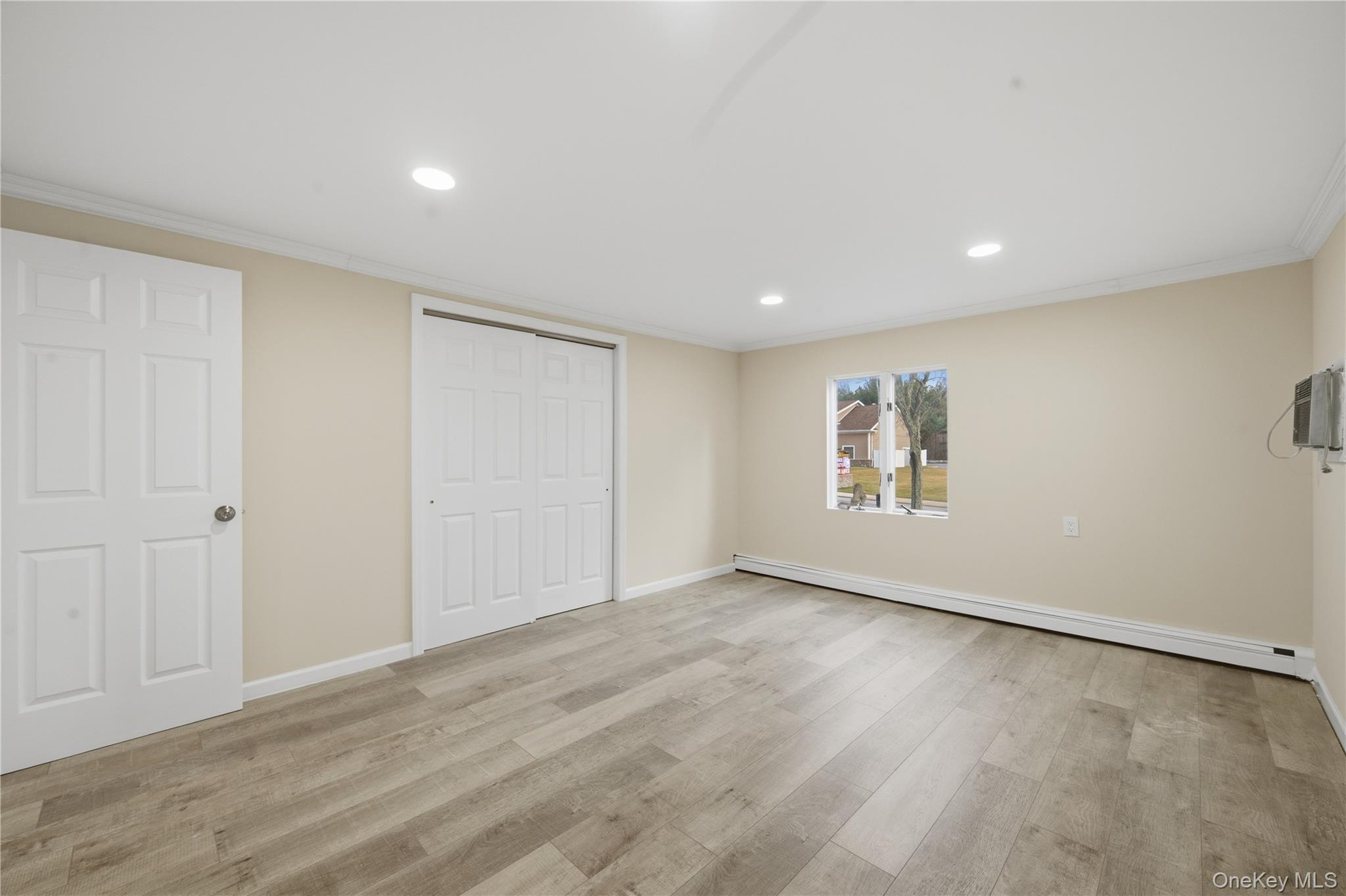 257 southaven Avenue, Medford, NY 11763