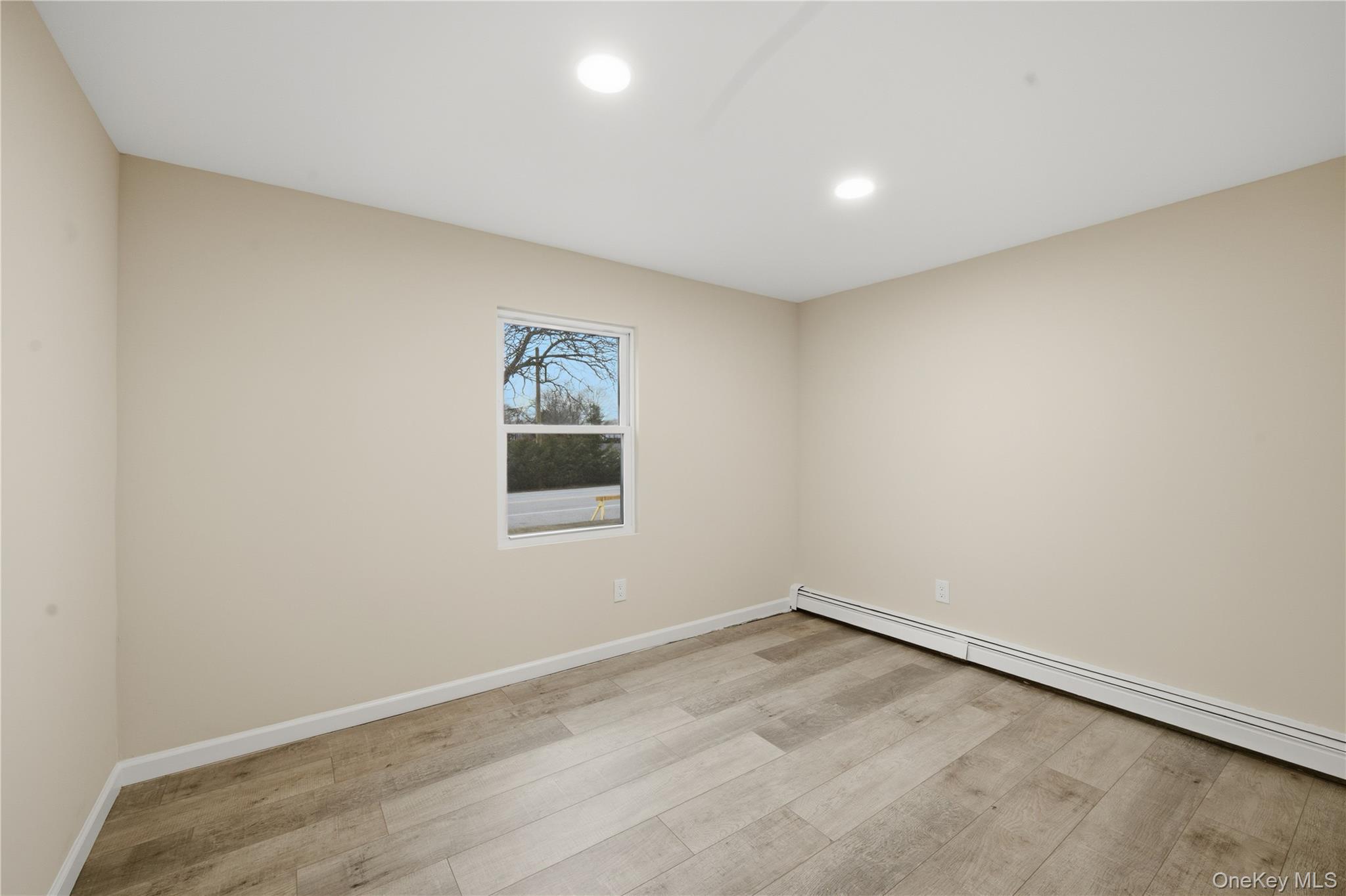 257 southaven Avenue, Medford, NY 11763