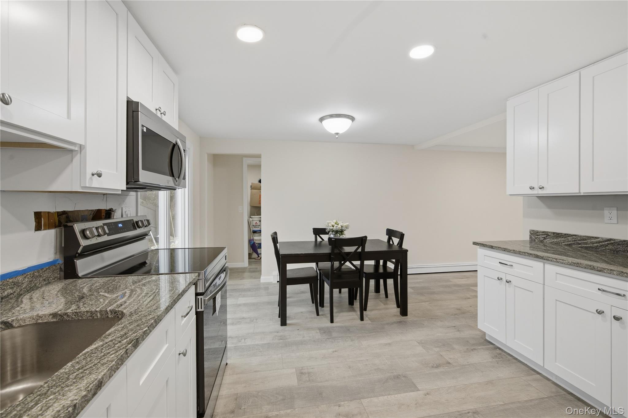 257 southaven Avenue, Medford, NY 11763