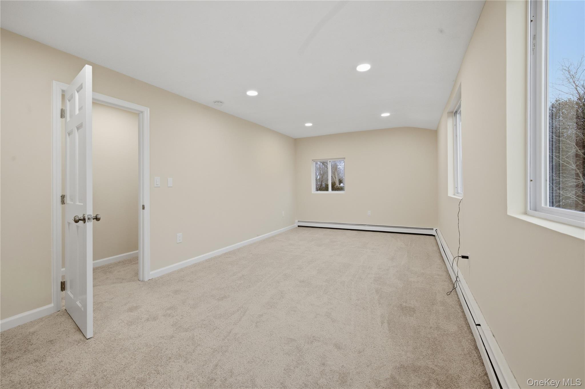 257 southaven Avenue, Medford, NY 11763