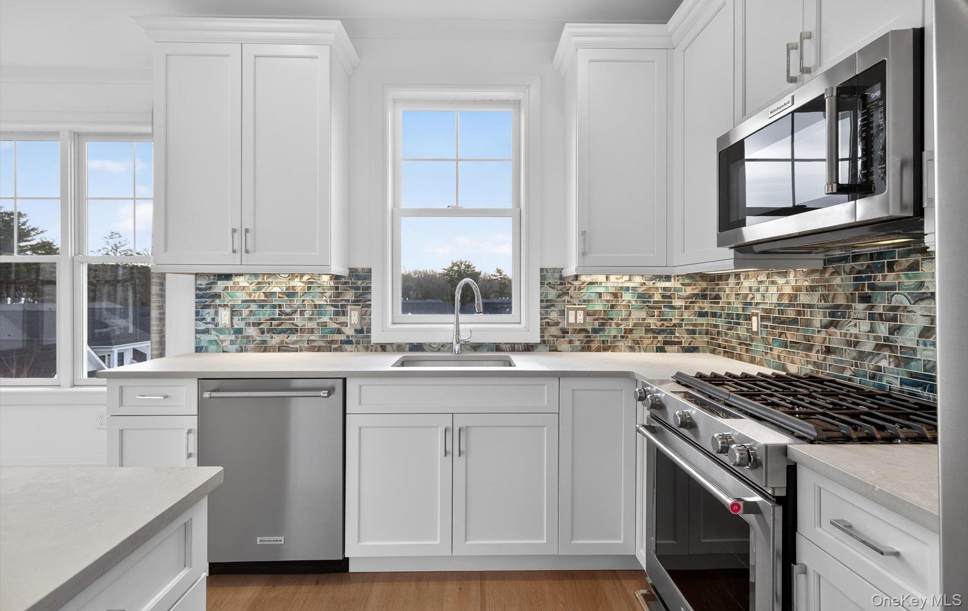 28301 Spruce Pond Circle, Plainview, NY 11803