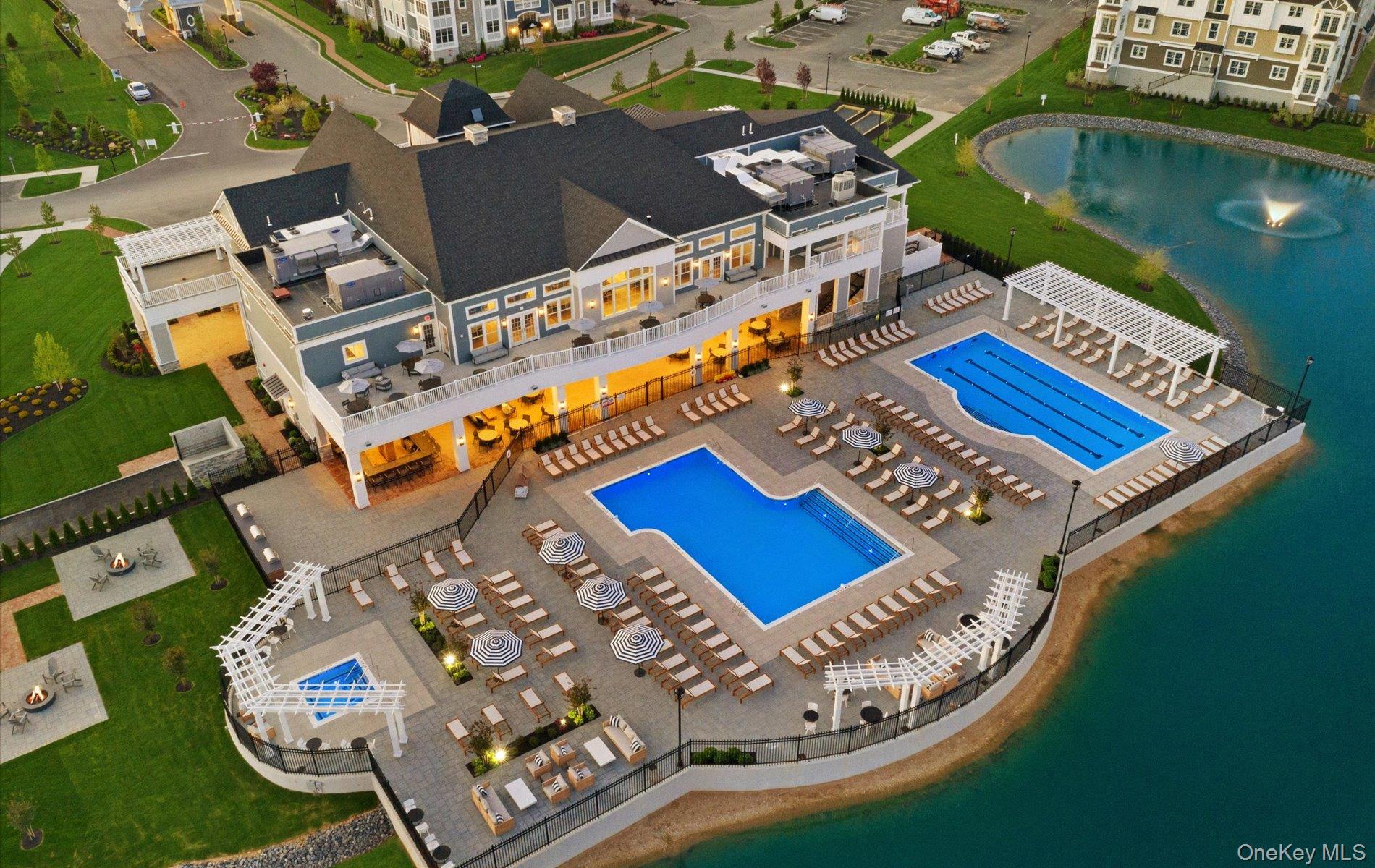 28301 Spruce Pond Circle, Plainview, NY 11803