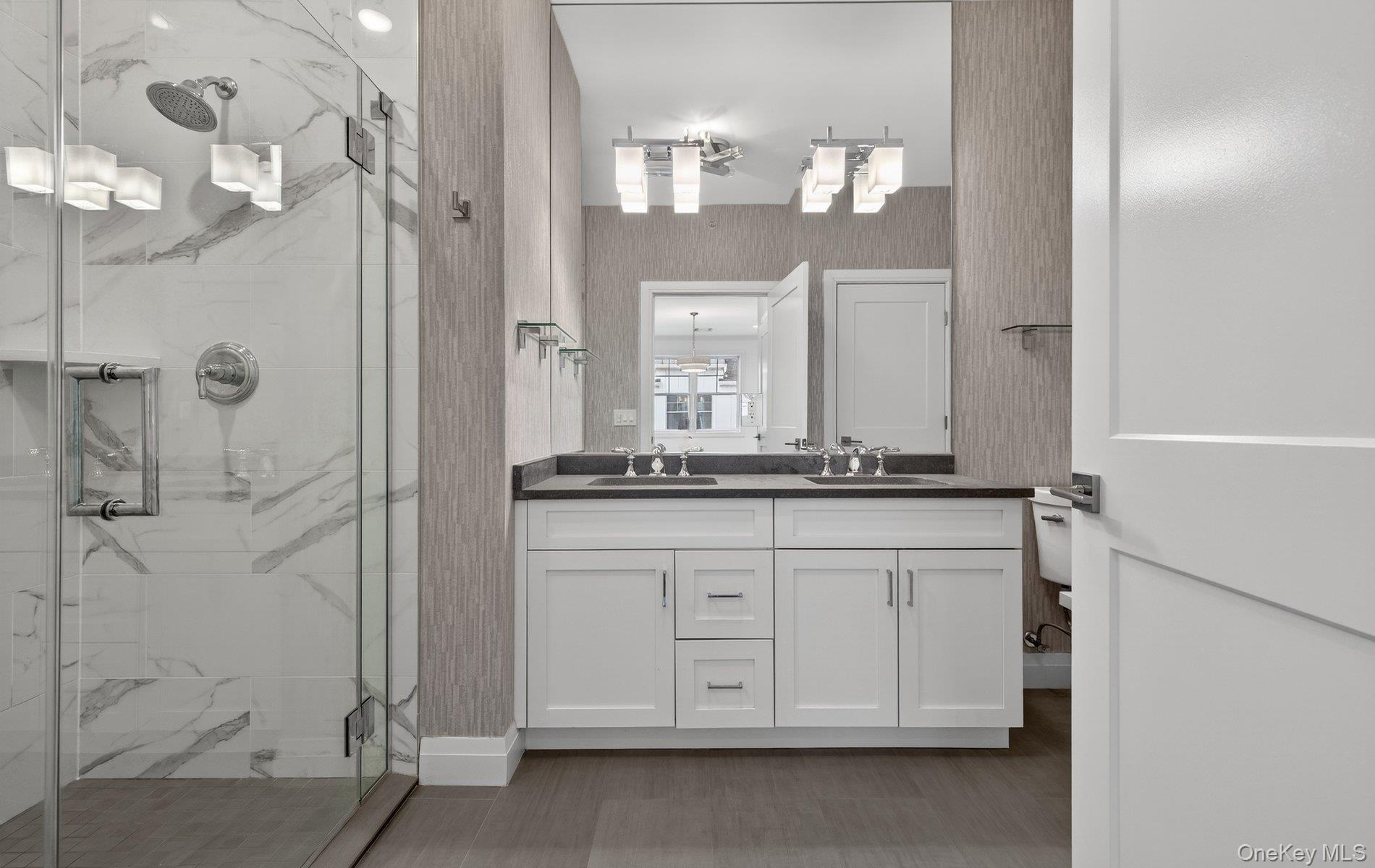 28301 Spruce Pond Circle, Plainview, NY 11803