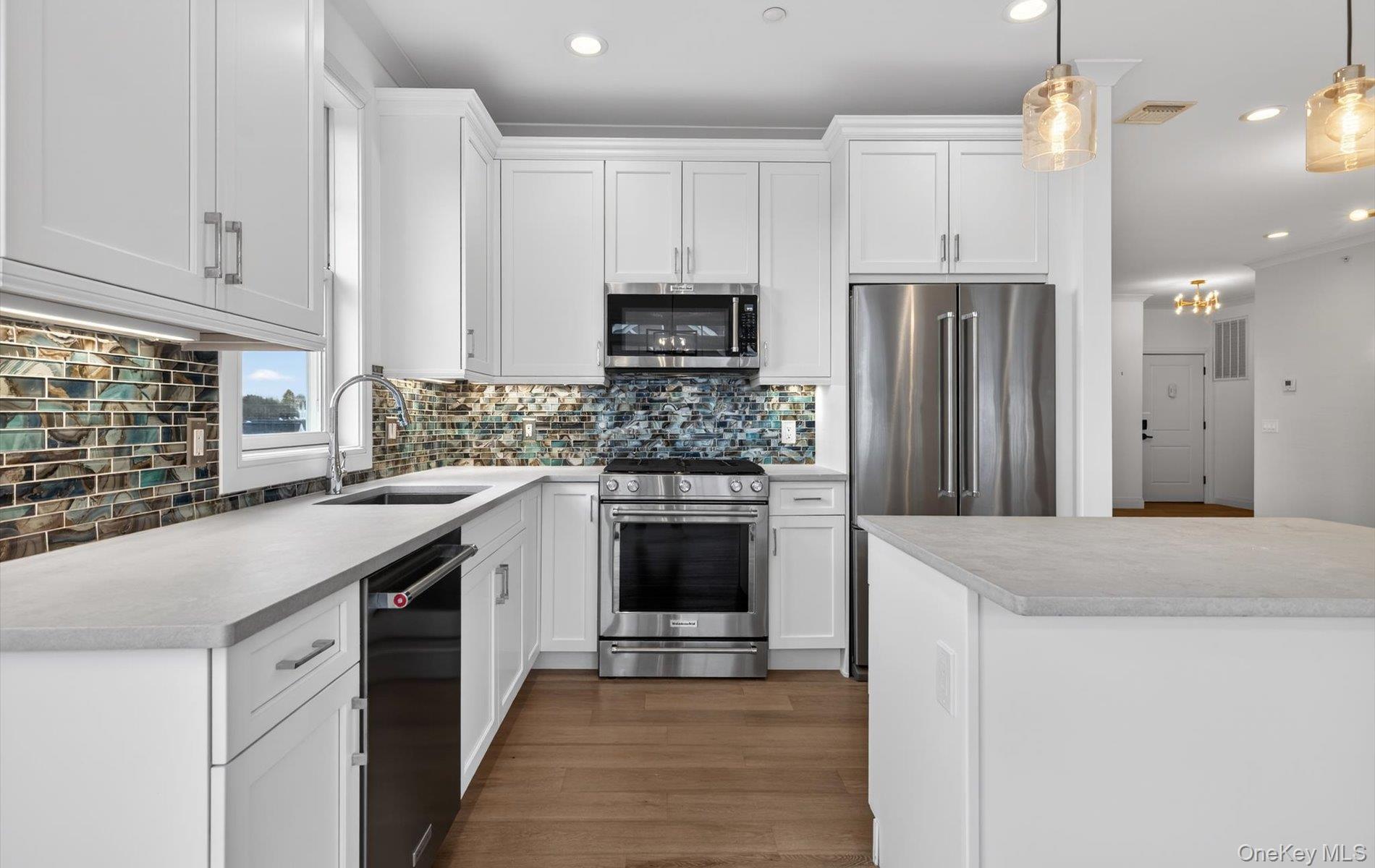 28301 Spruce Pond Circle, Plainview, NY 11803