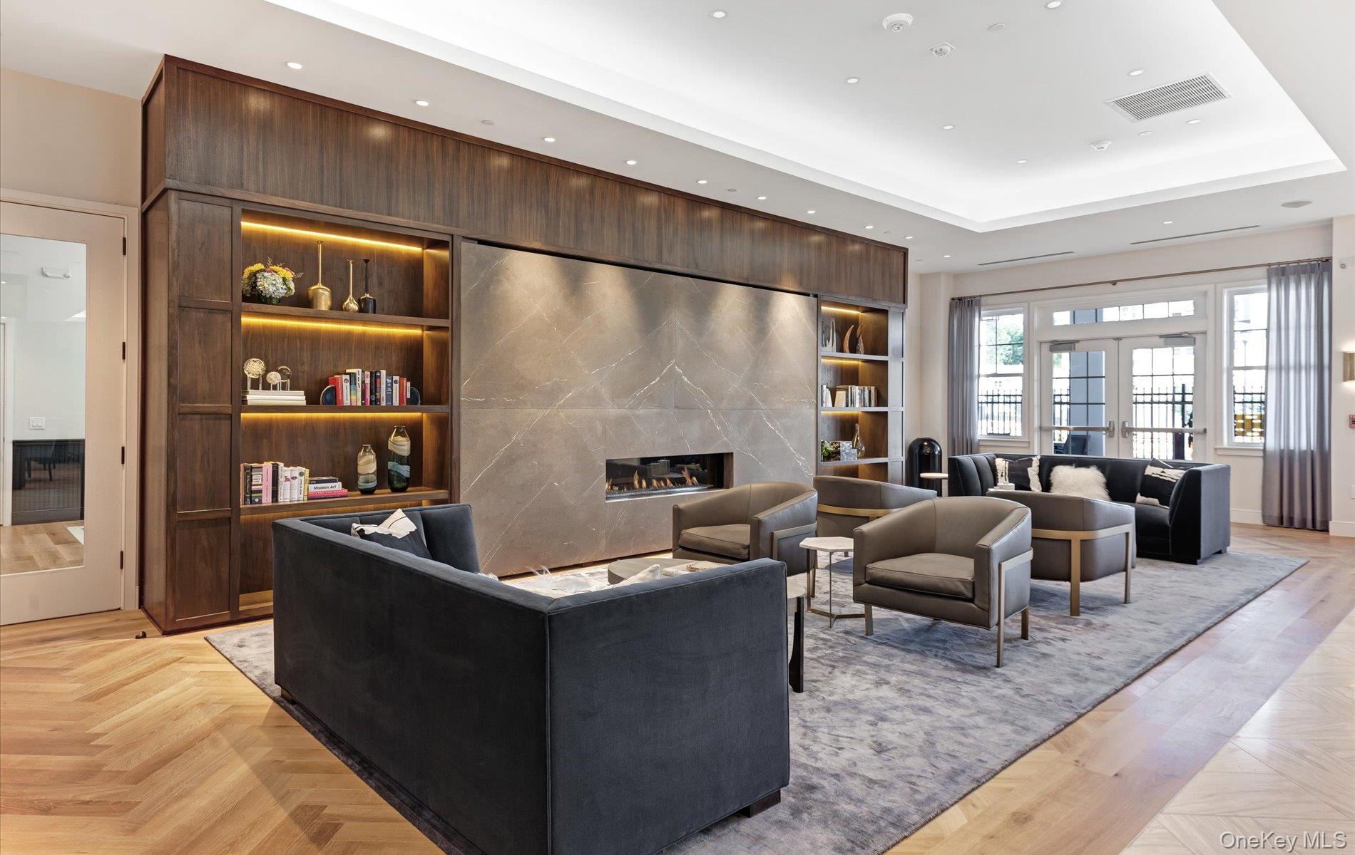 28301 Spruce Pond Circle, Plainview, NY 11803