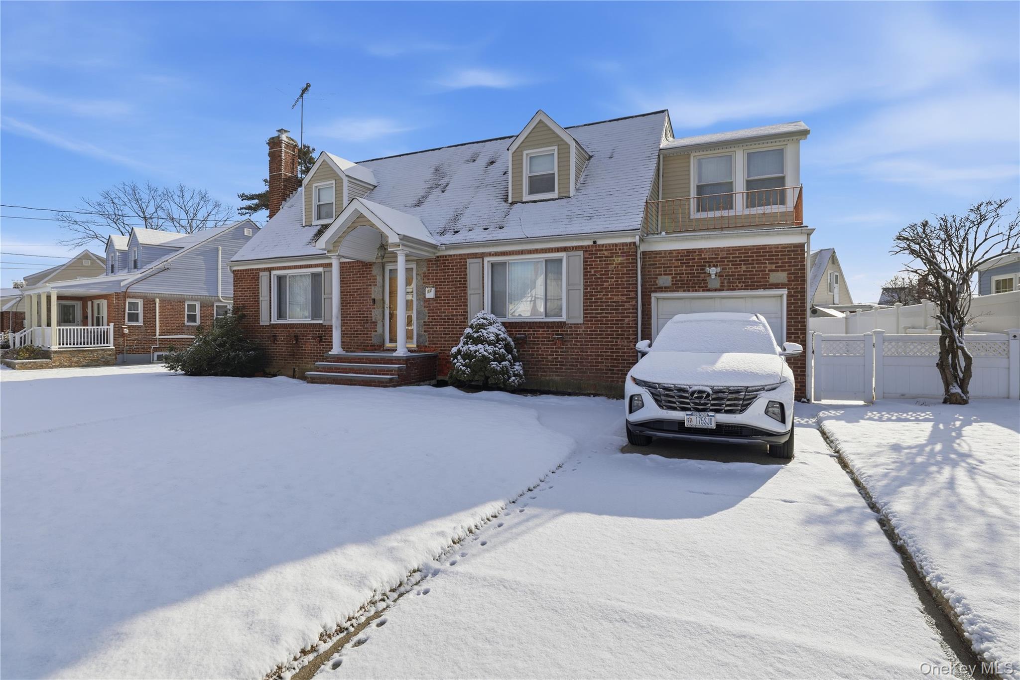 17 Standish Road, Valley Stream, NY 11580