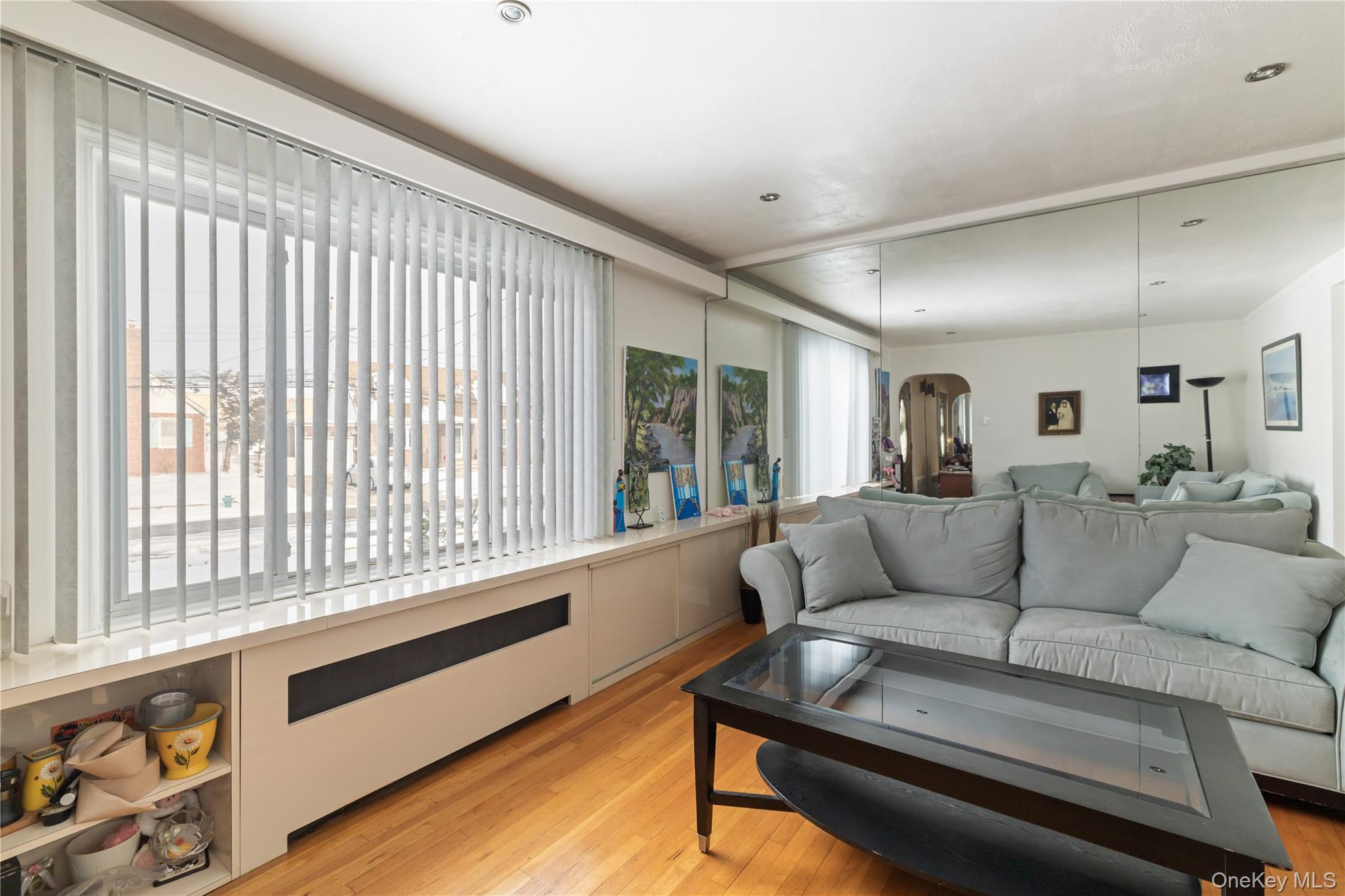 17 Standish Road, Valley Stream, NY 11580