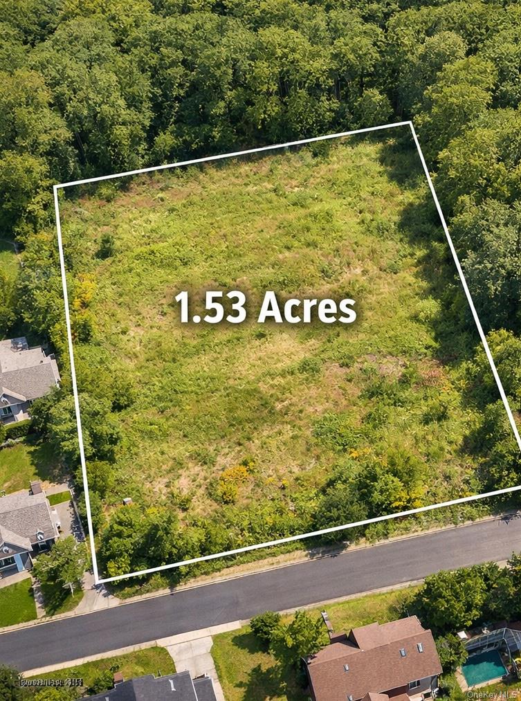 Side by Side Lots Robinson Street, Center Moriches, NY 11934