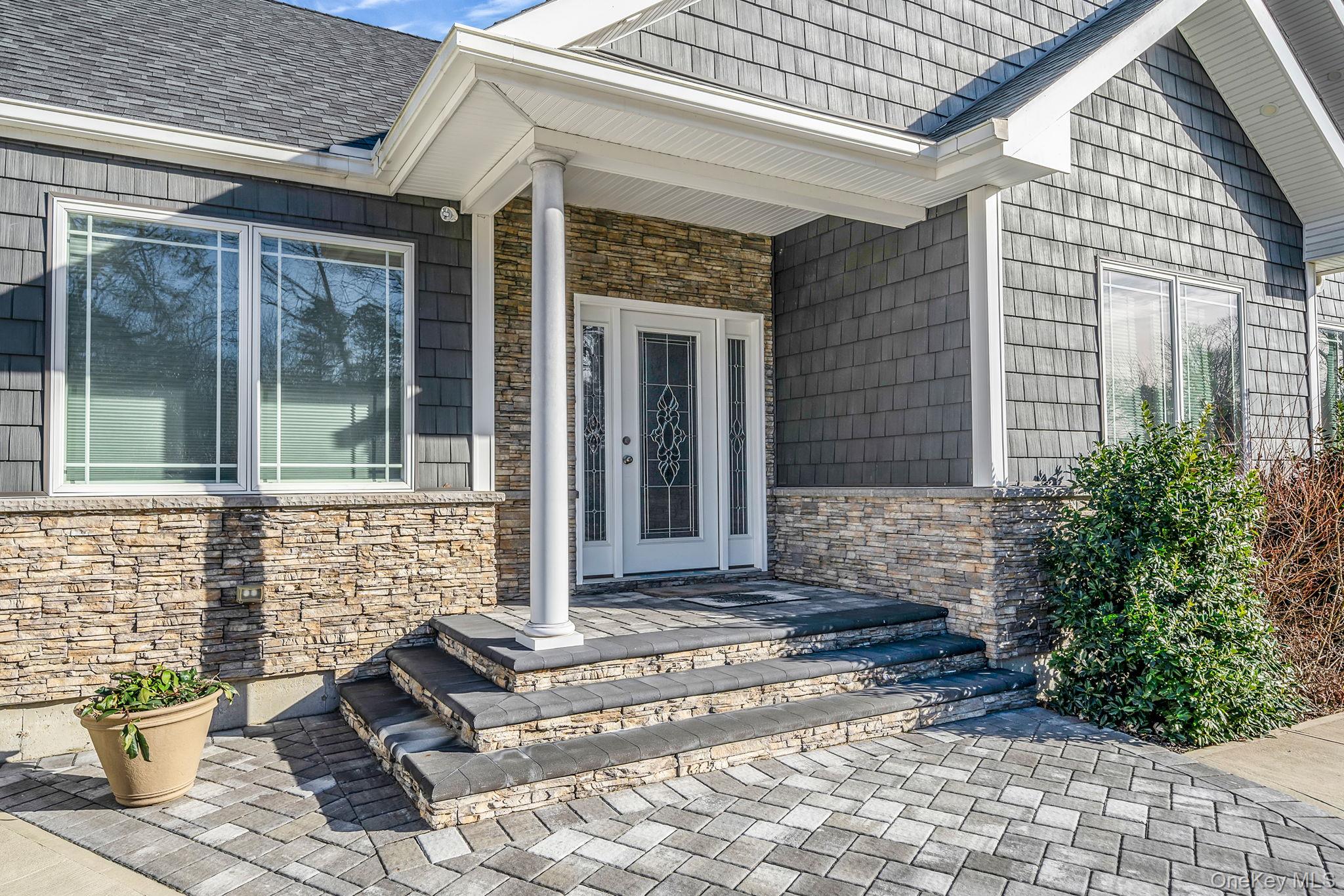 48A Middle Island Avenue, Medford, NY 11763