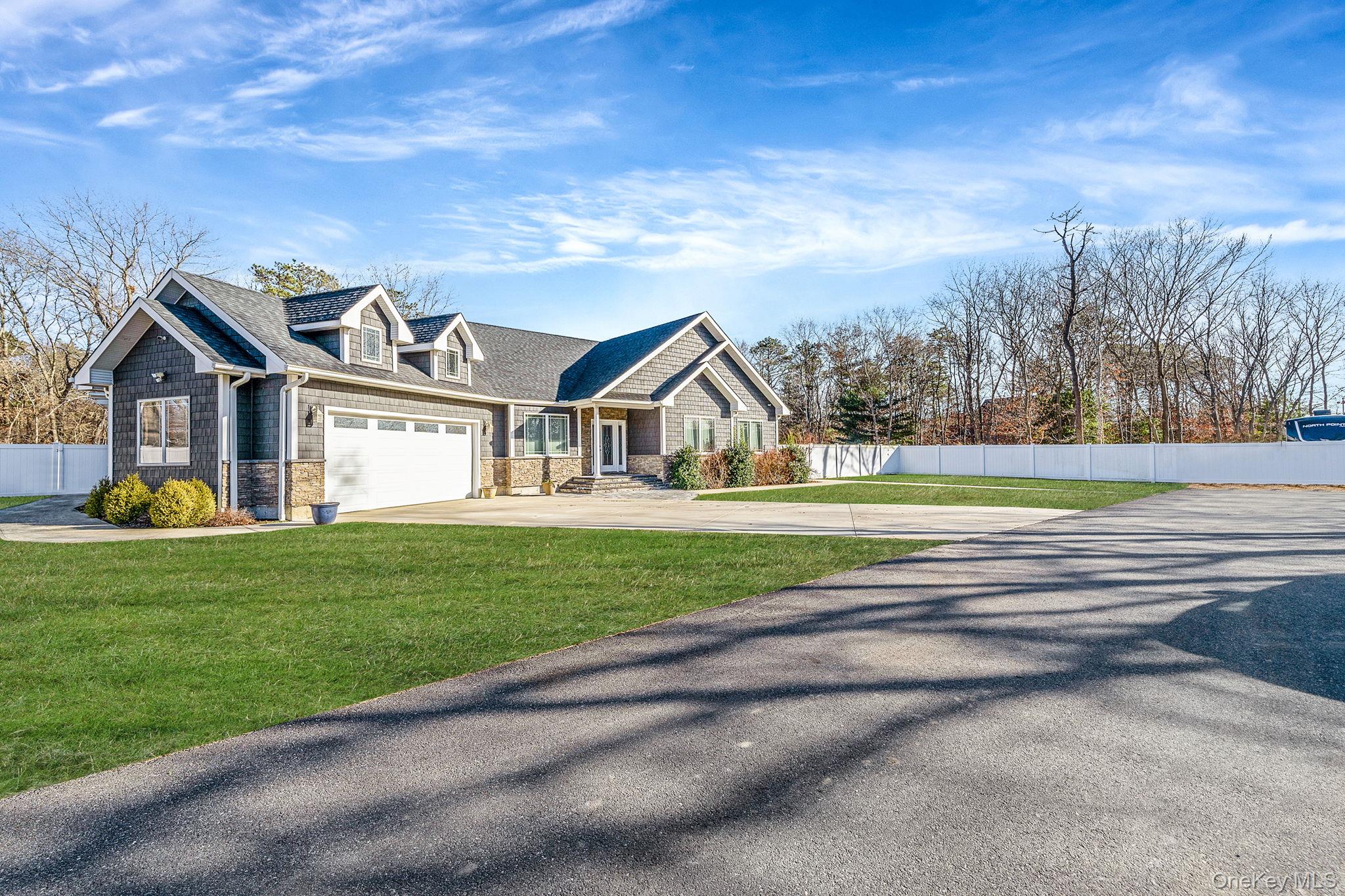 48A Middle Island Avenue, Medford, NY 11763