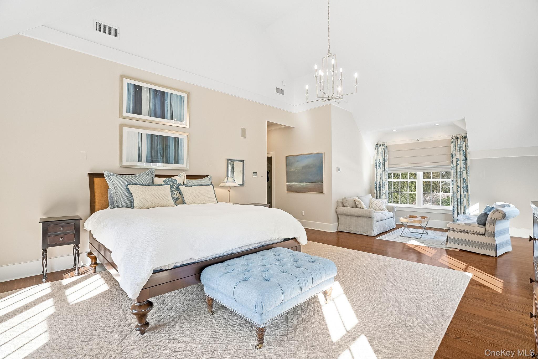 880 Forest Avenue, Rye, NY 10580