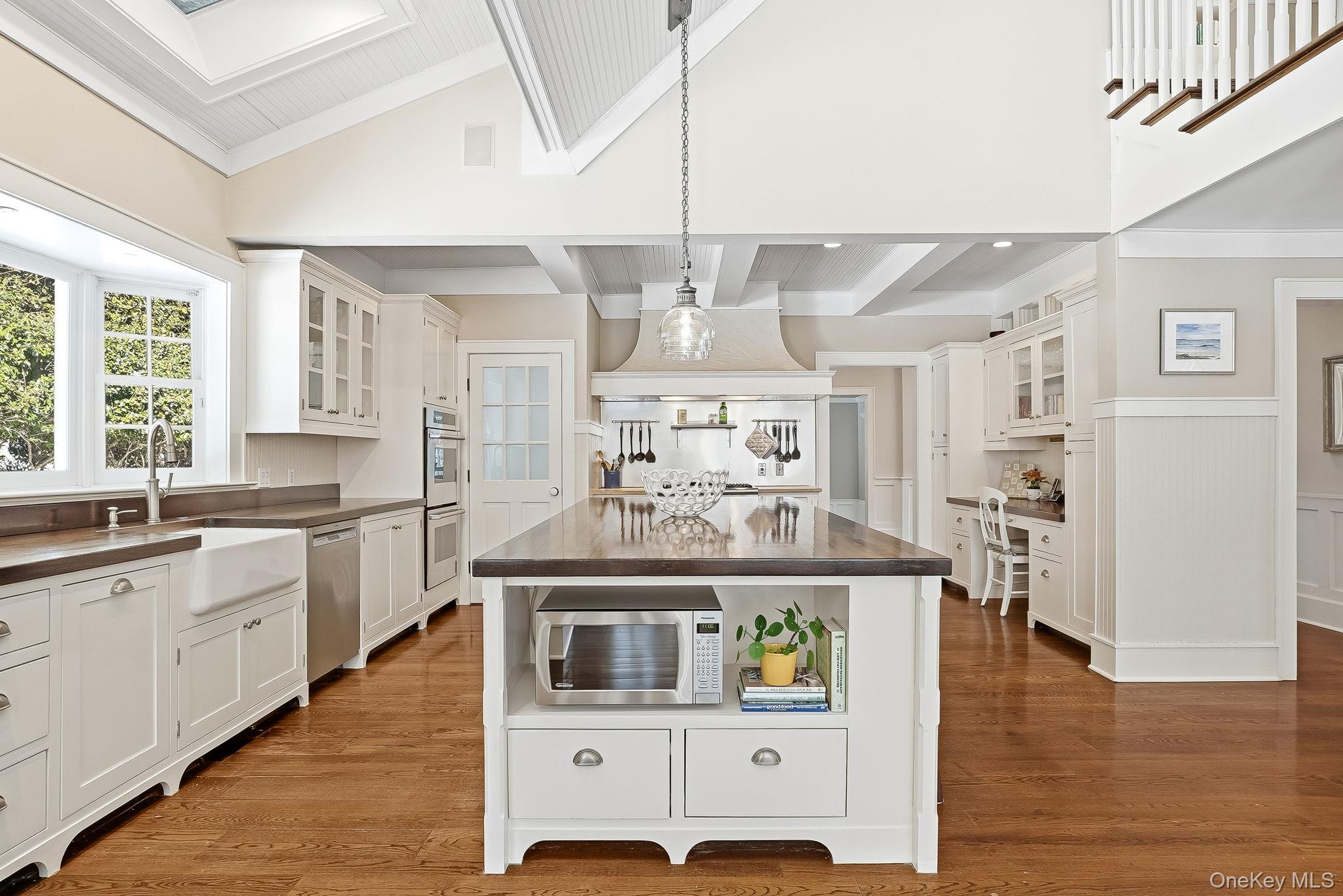 880 Forest Avenue, Rye, NY 10580