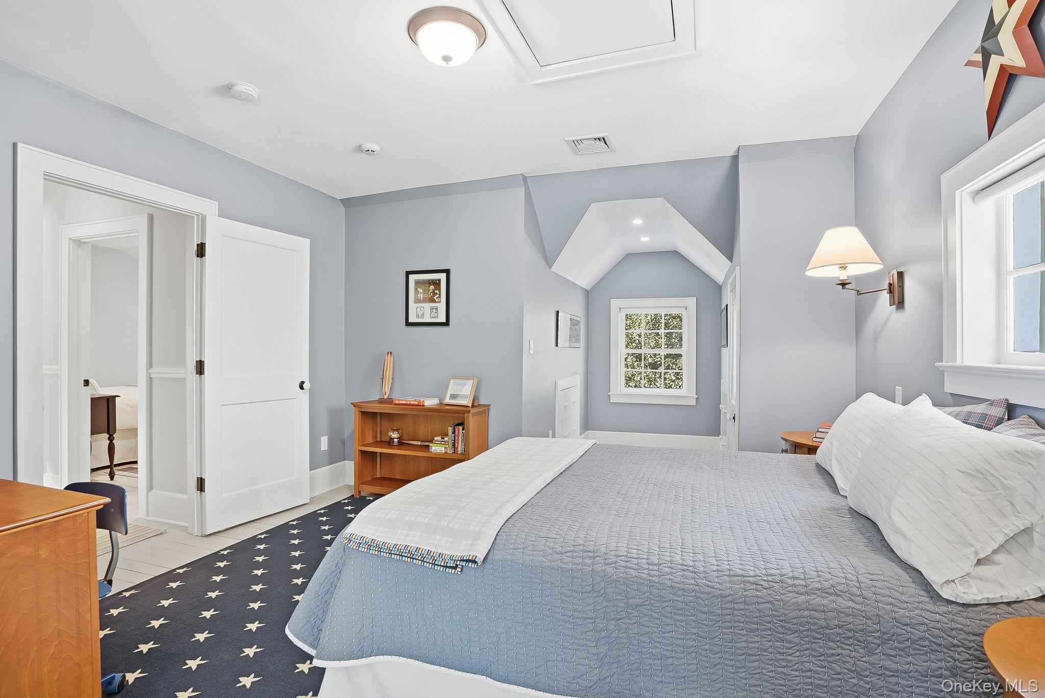 880 Forest Avenue, Rye, NY 10580