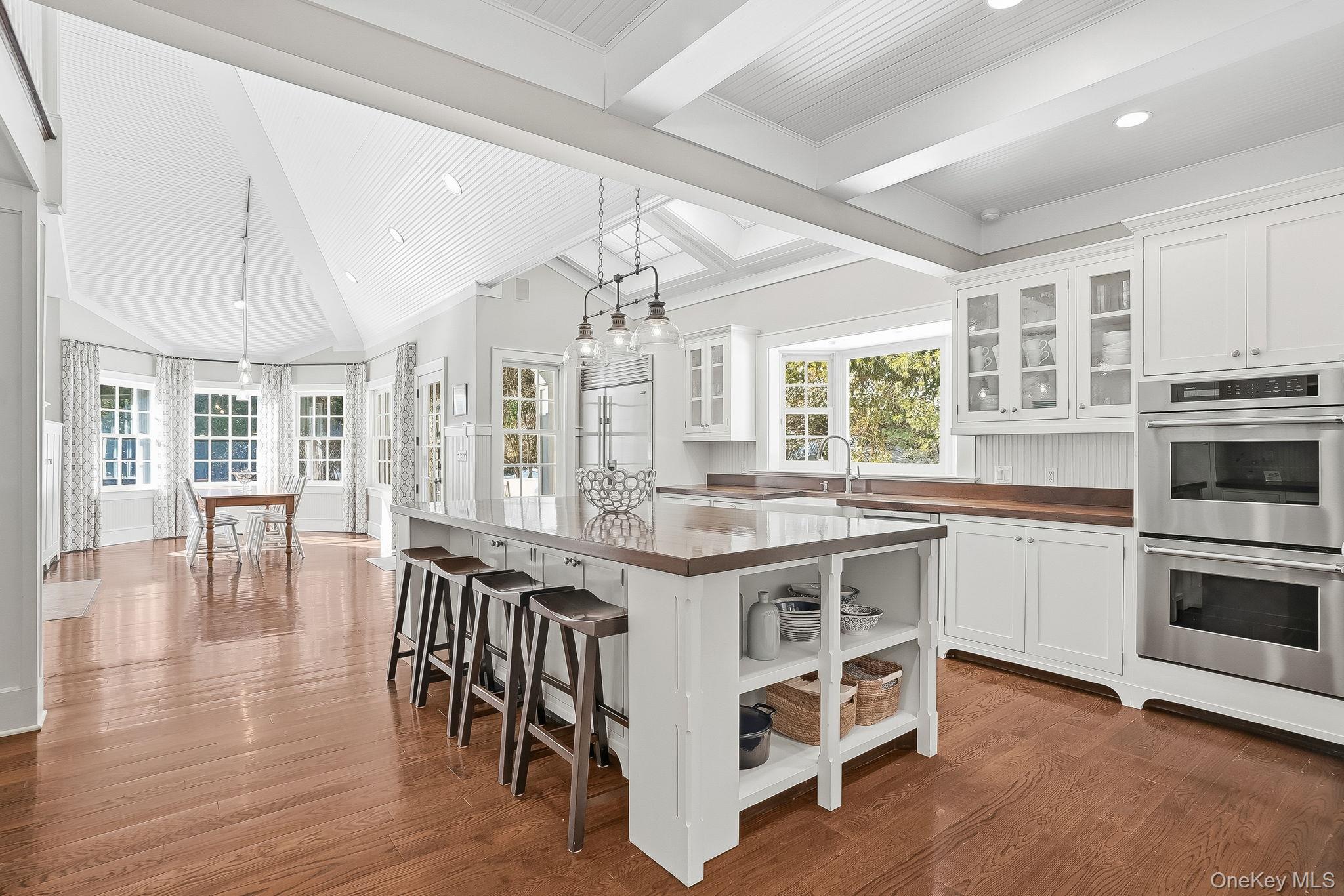 880 Forest Avenue, Rye, NY 10580