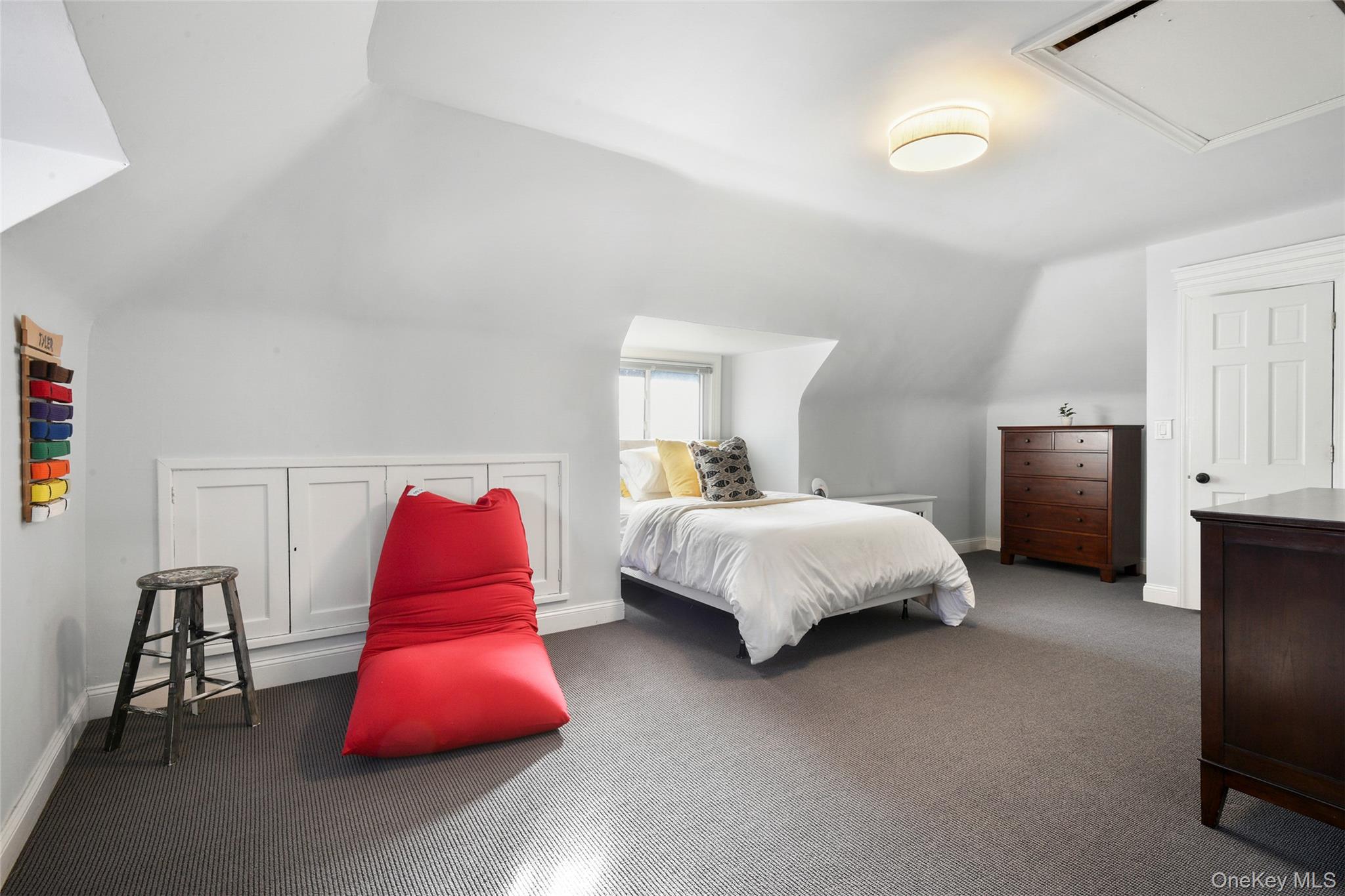 677 James Street, Pelham, NY 10803