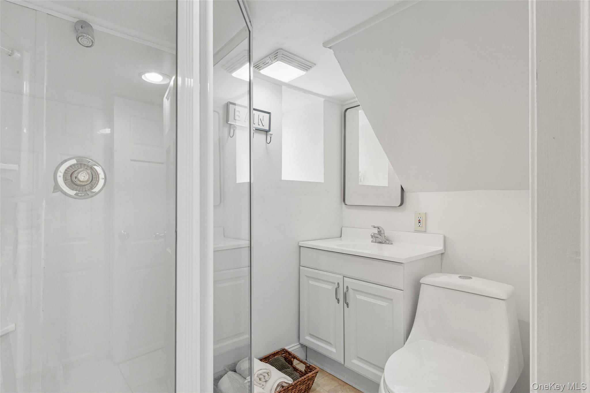 677 James Street, Pelham, NY 10803