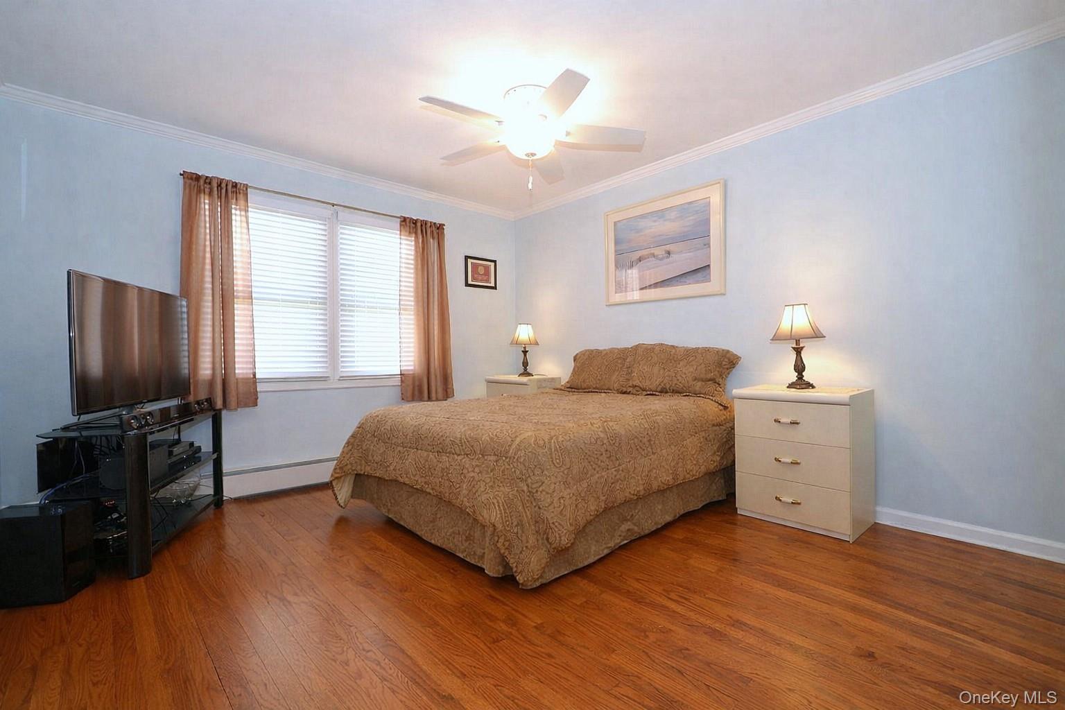 9 Agnes Court, Melville, NY 11747