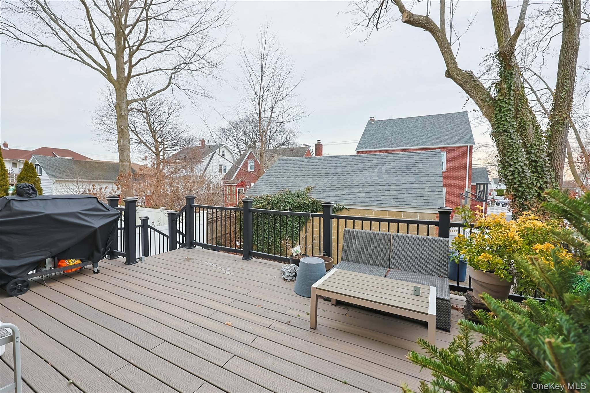 74 Bedford Avenue, New Hyde Park, NY 11040