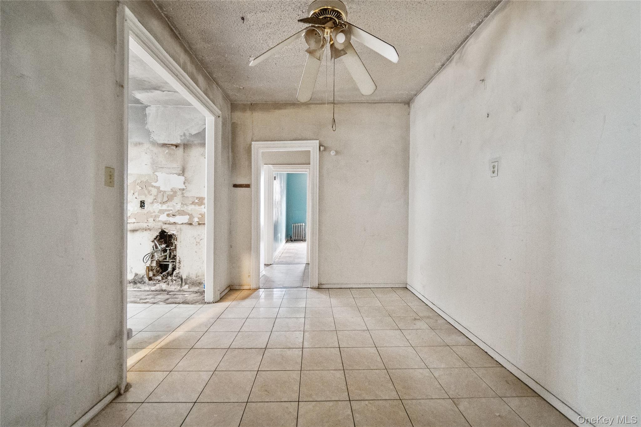 3348 Fenton Avenue, Bronx, NY 10469