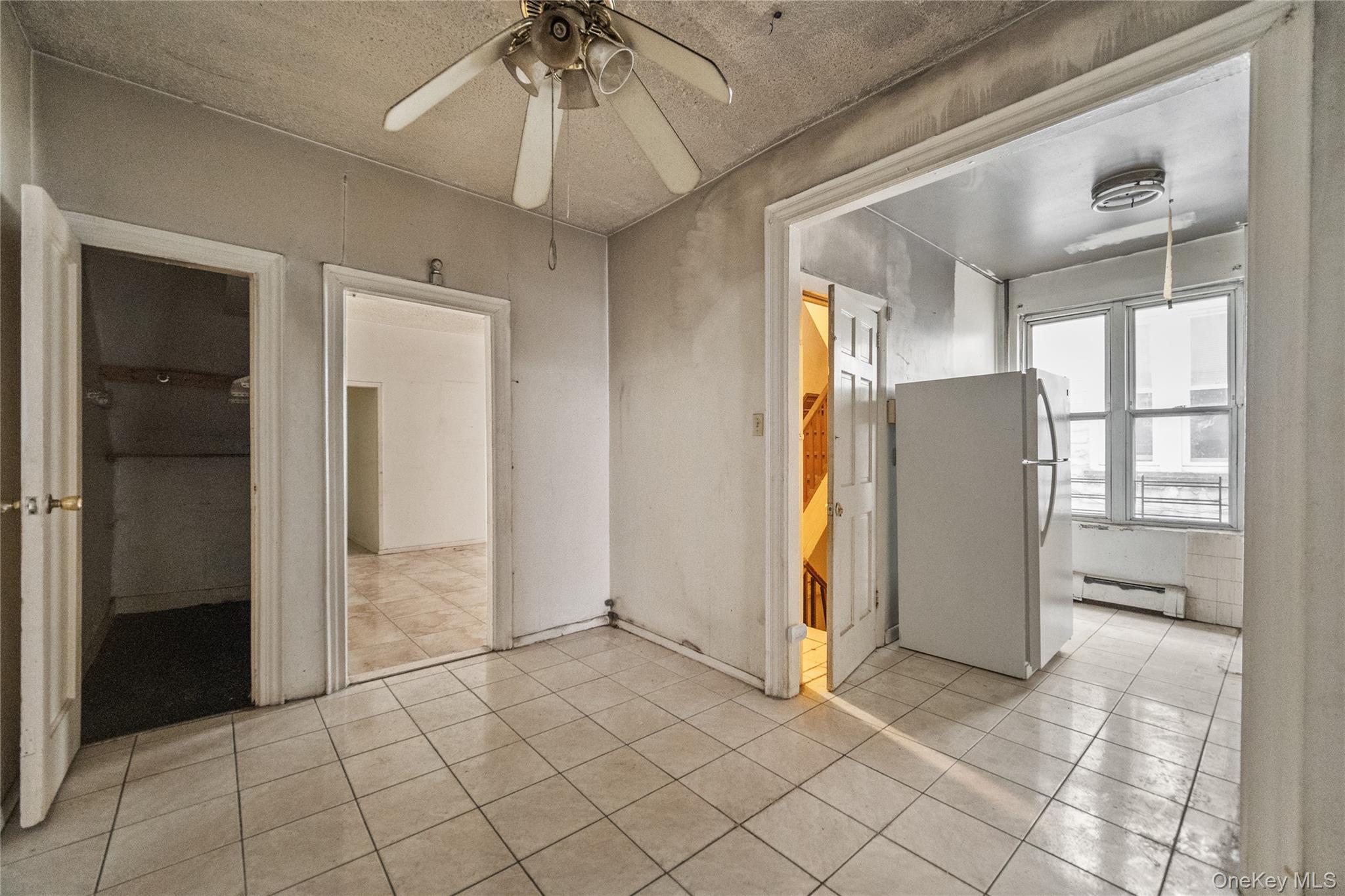 3348 Fenton Avenue, Bronx, NY 10469