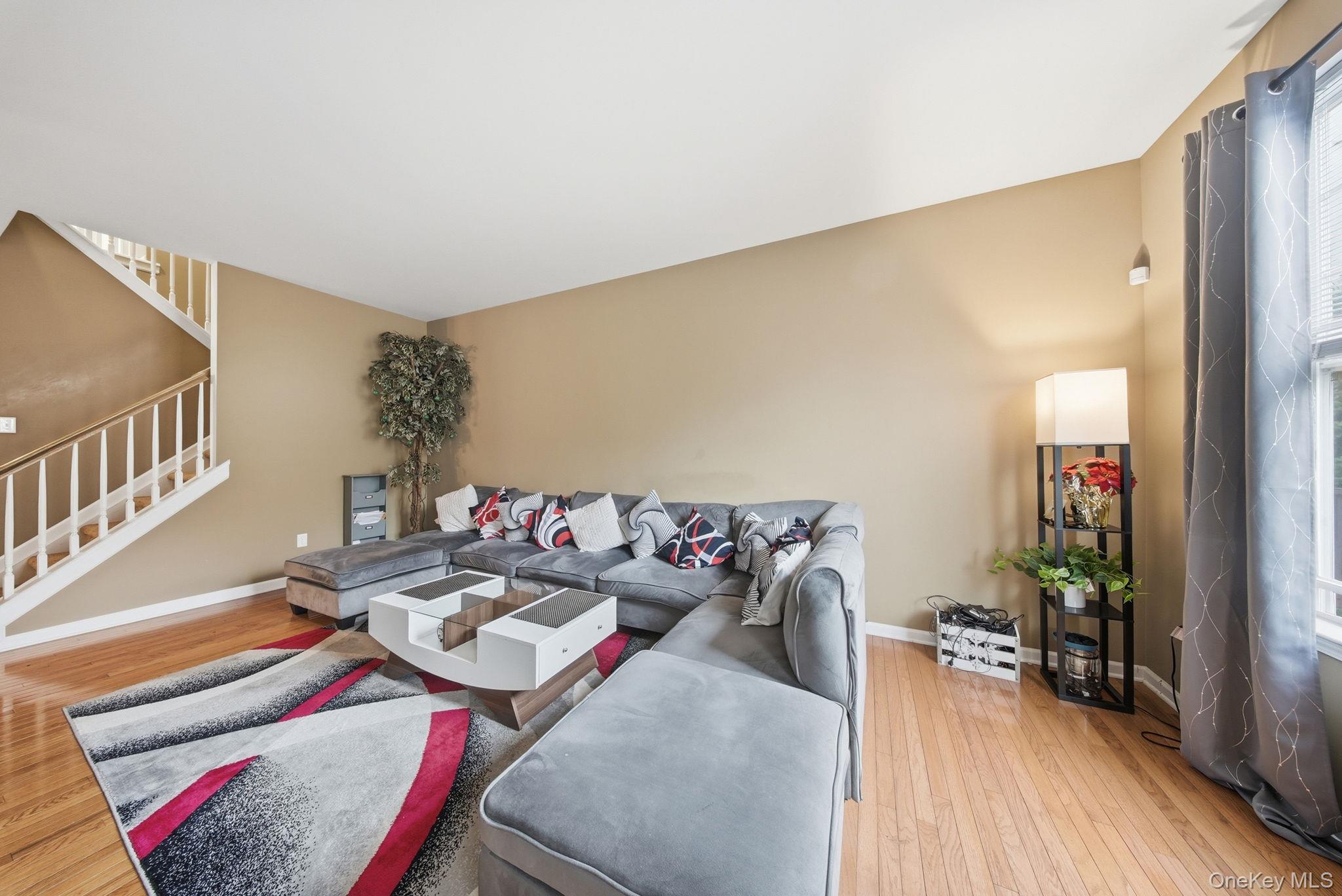 59 Woodside Knolls Drive, Middletown, NY 10940