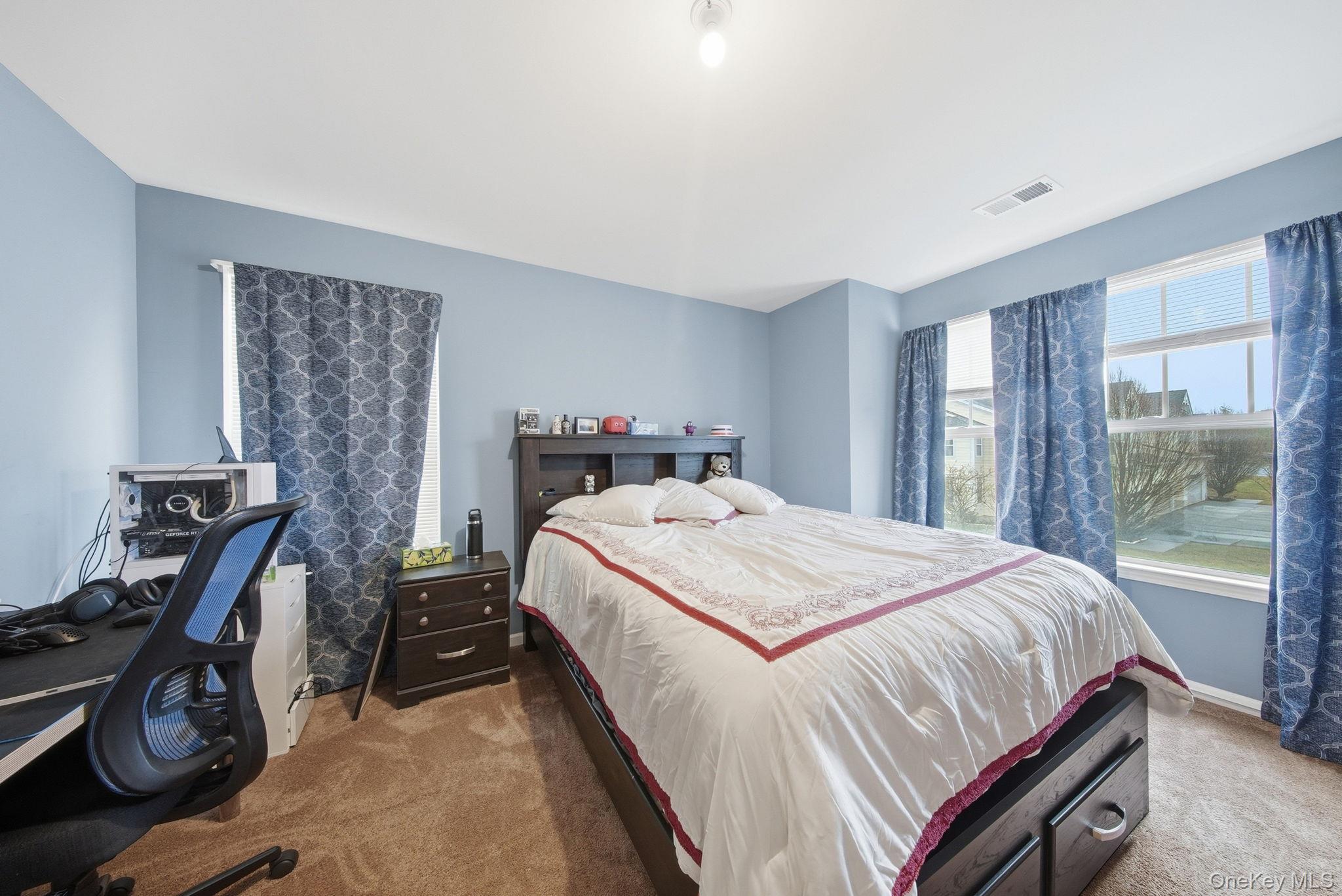 59 Woodside Knolls Drive, Middletown, NY 10940