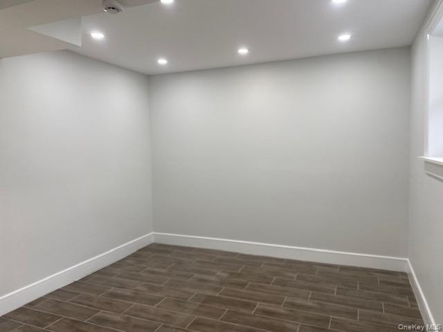 275 Beachview Street, Copiague, NY 11726