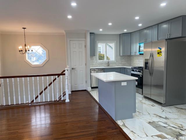 275 Beachview Street, Copiague, NY 11726