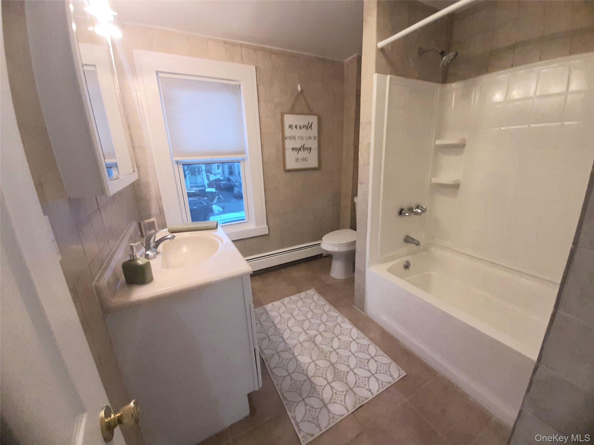 3 Allen Place, Poughkeepsie, NY 12601