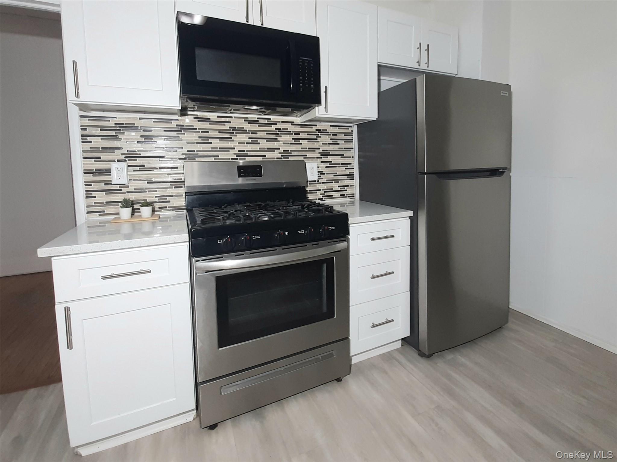 3 Allen Place, Poughkeepsie, NY 12601